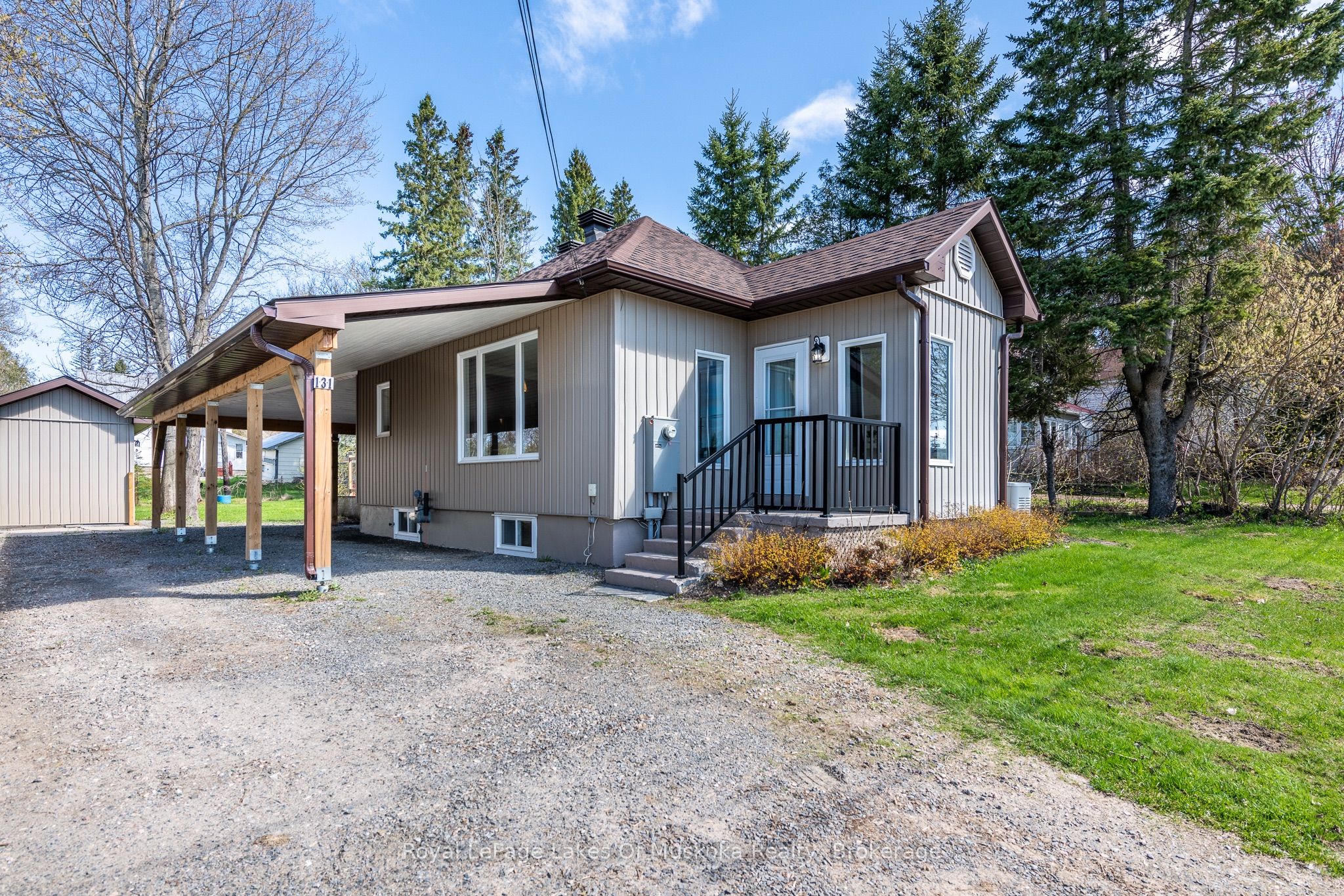 131 Huston Street Property Photo 1