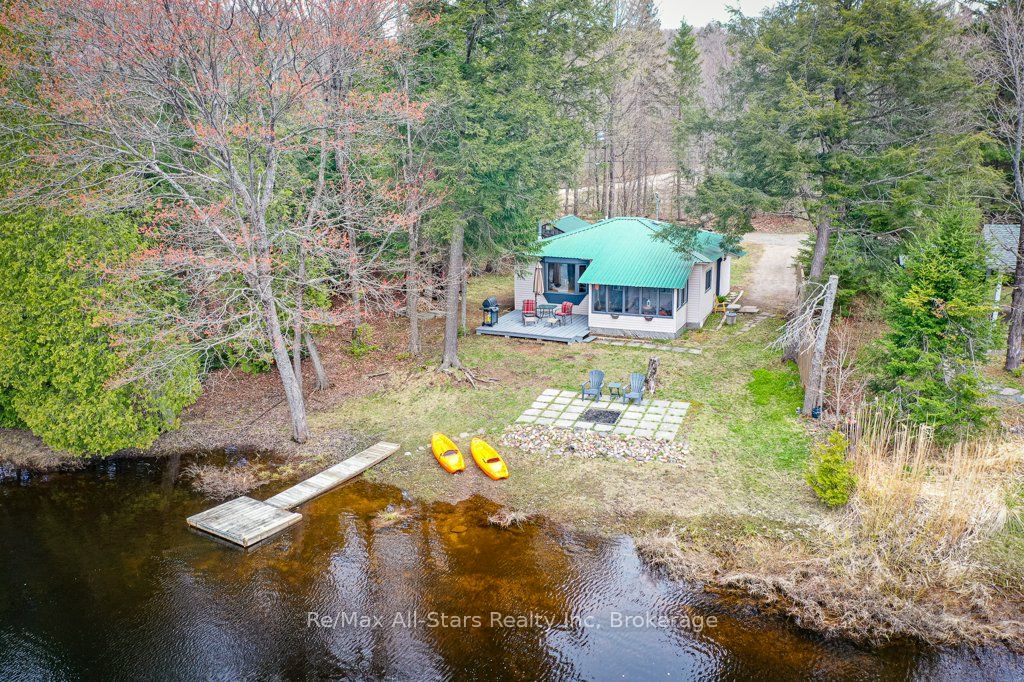 1054 Keysbury Drive Property Photo