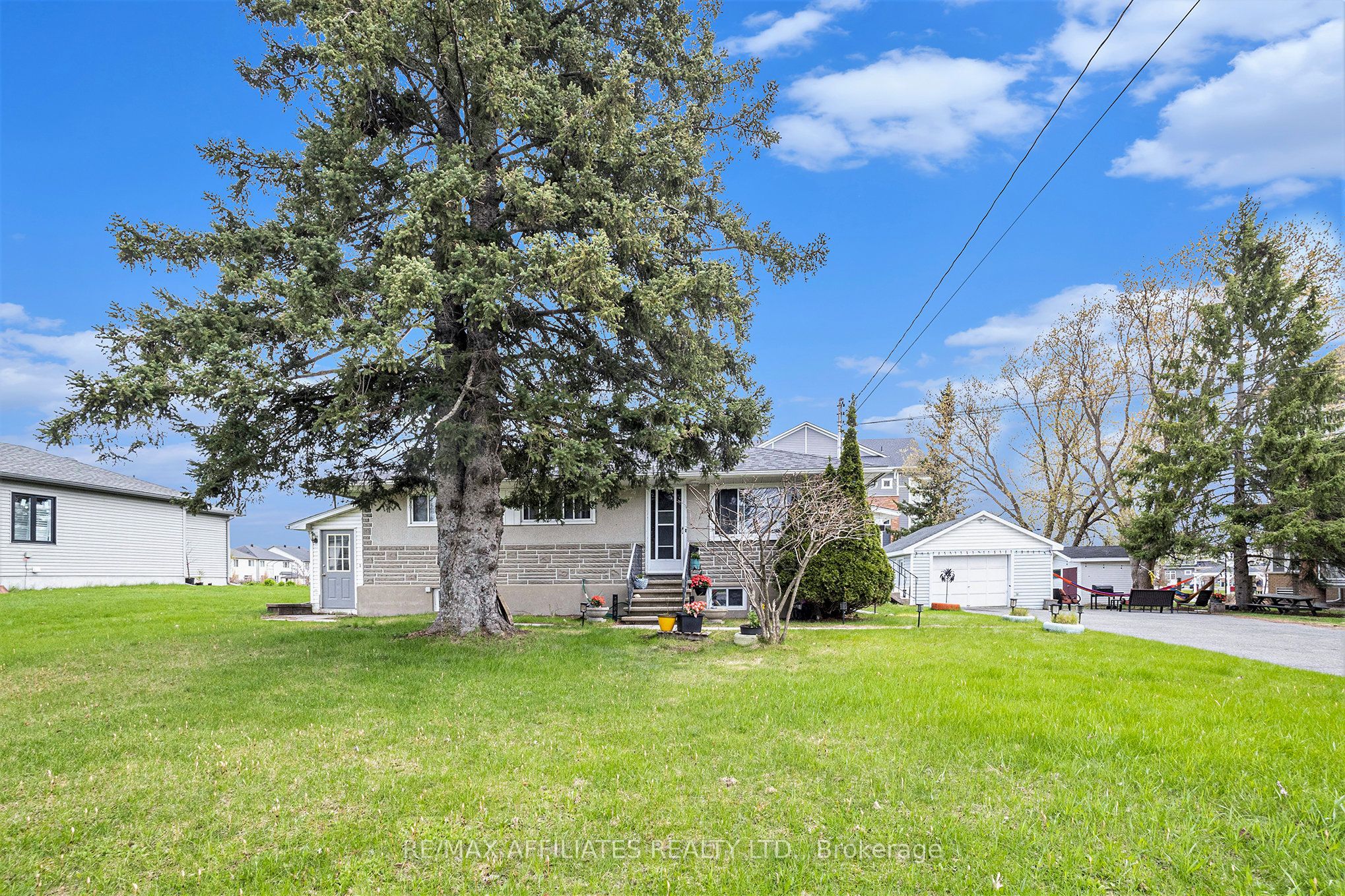 6208 Renaud Road Property Photo 1