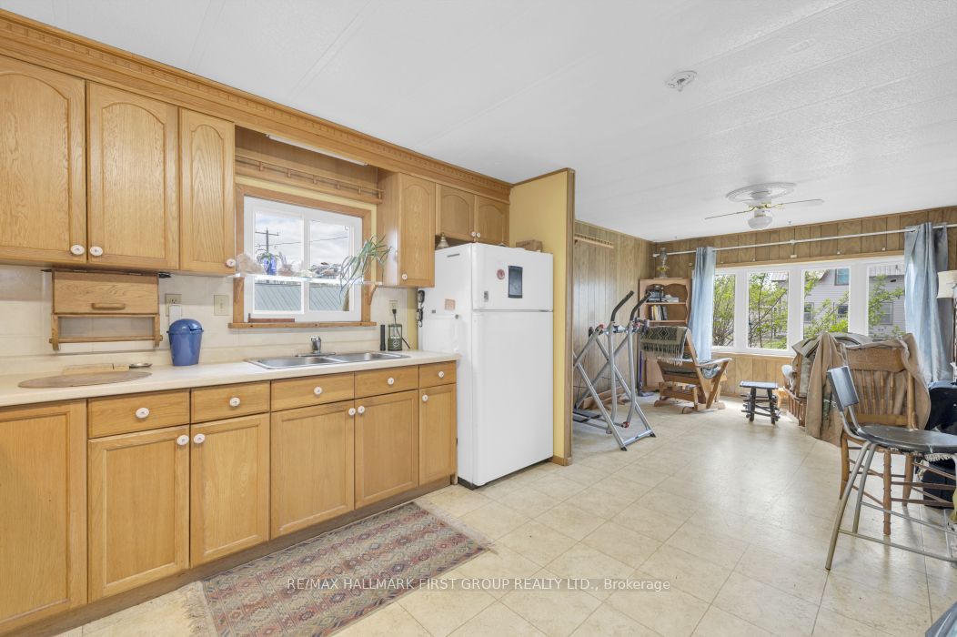 48 Victoria Street Property Photo 11