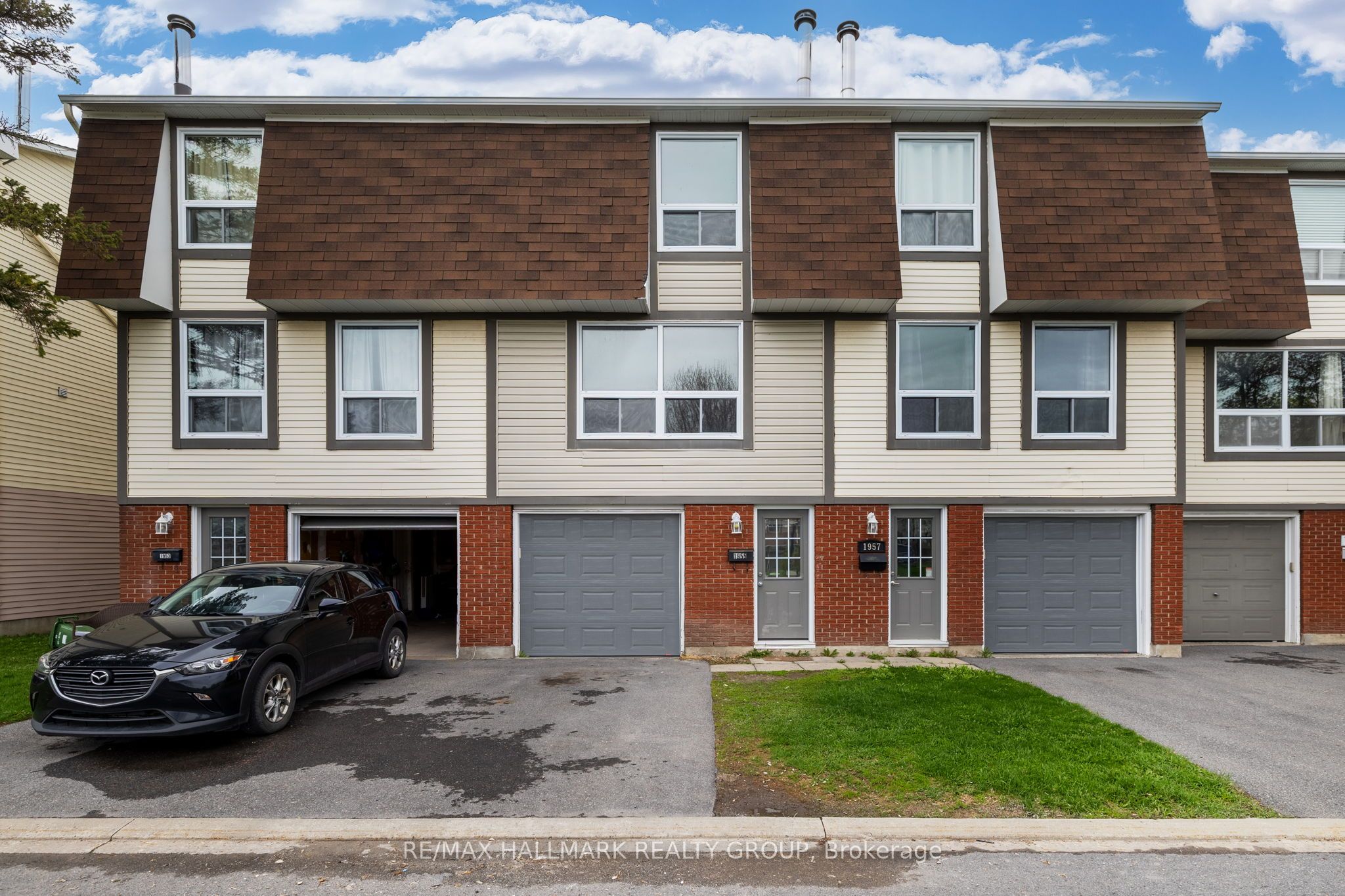 #48 - 1955 Greenway Parkway