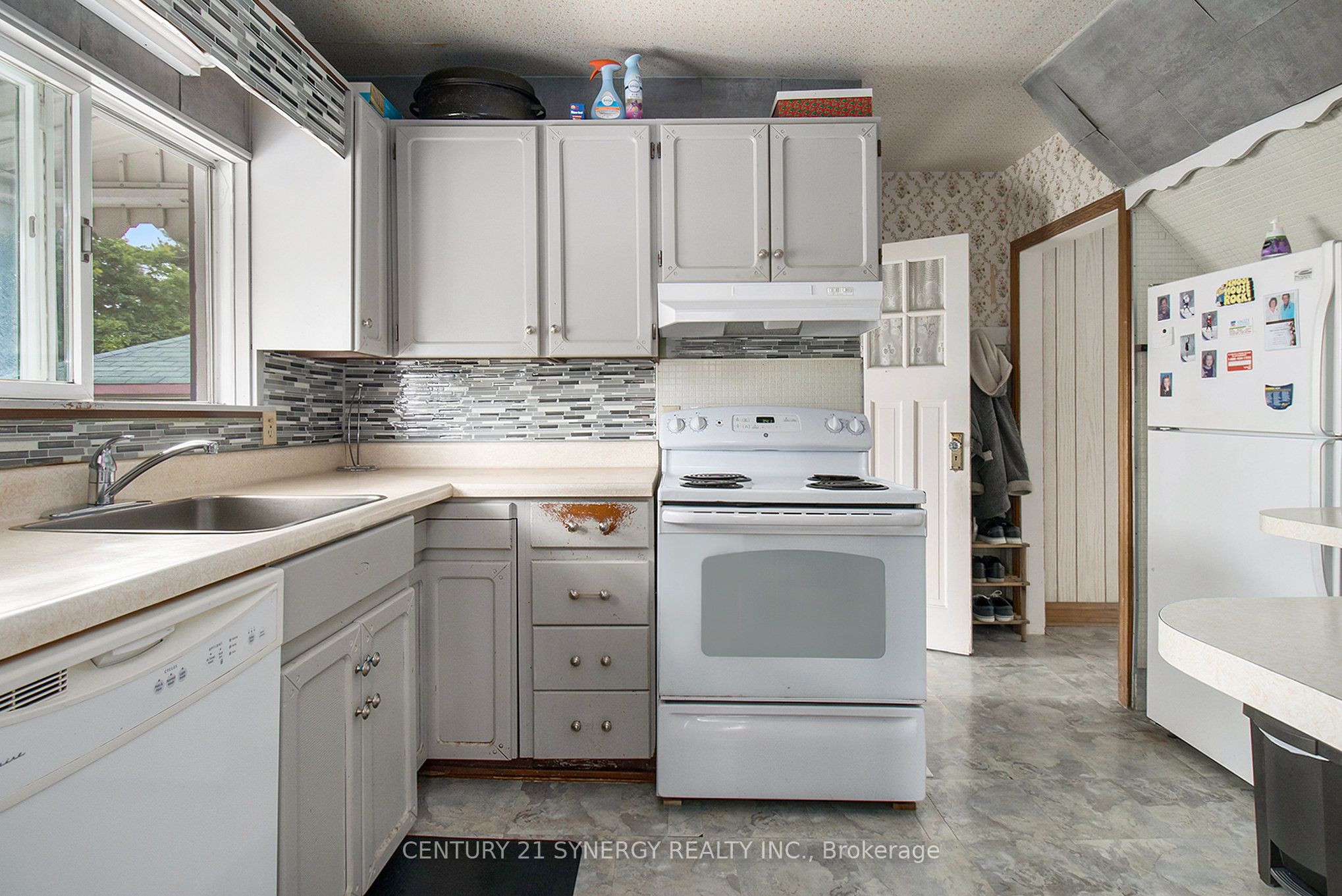 46 Cornelia Street Property Photo 9