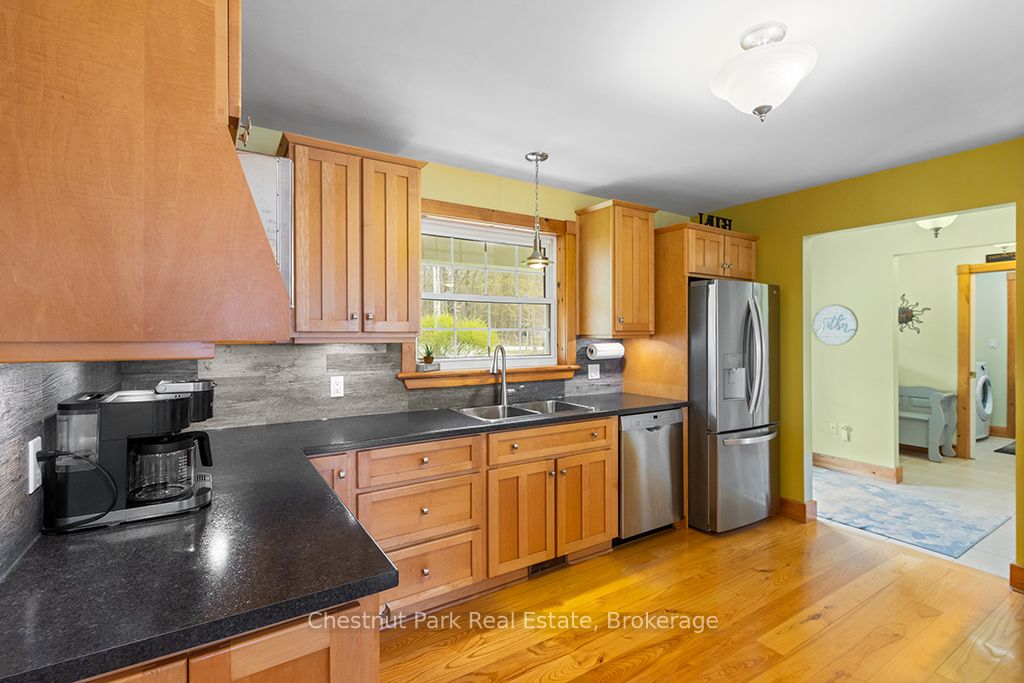 517792 Concession 5 N/a N Property Photo 8