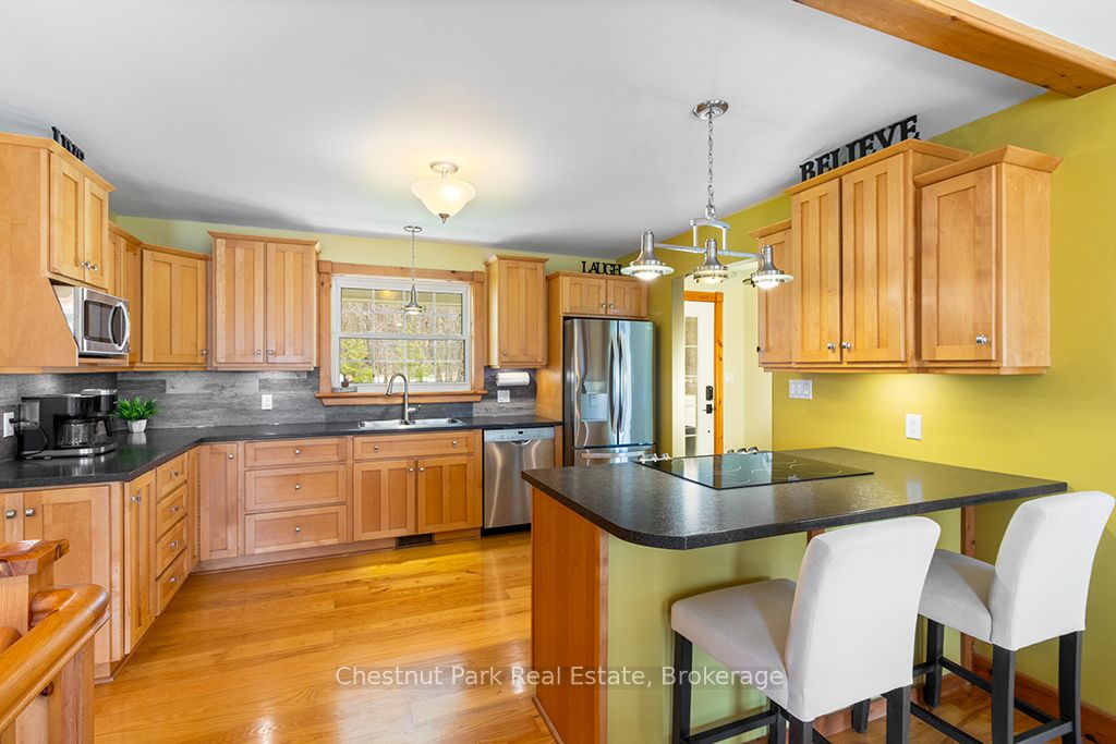 517792 Concession 5 N/a N Property Photo 11