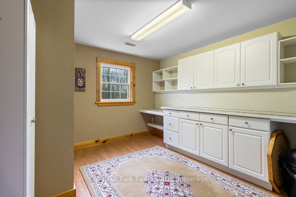 517792 Concession 5 N/a N Property Photo 33