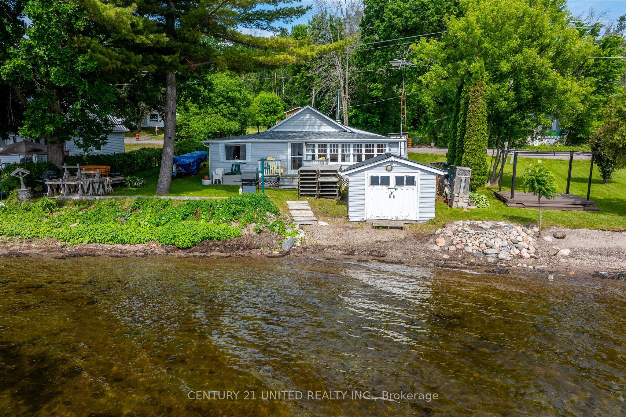 221 Paudash Street Property Photo 1
