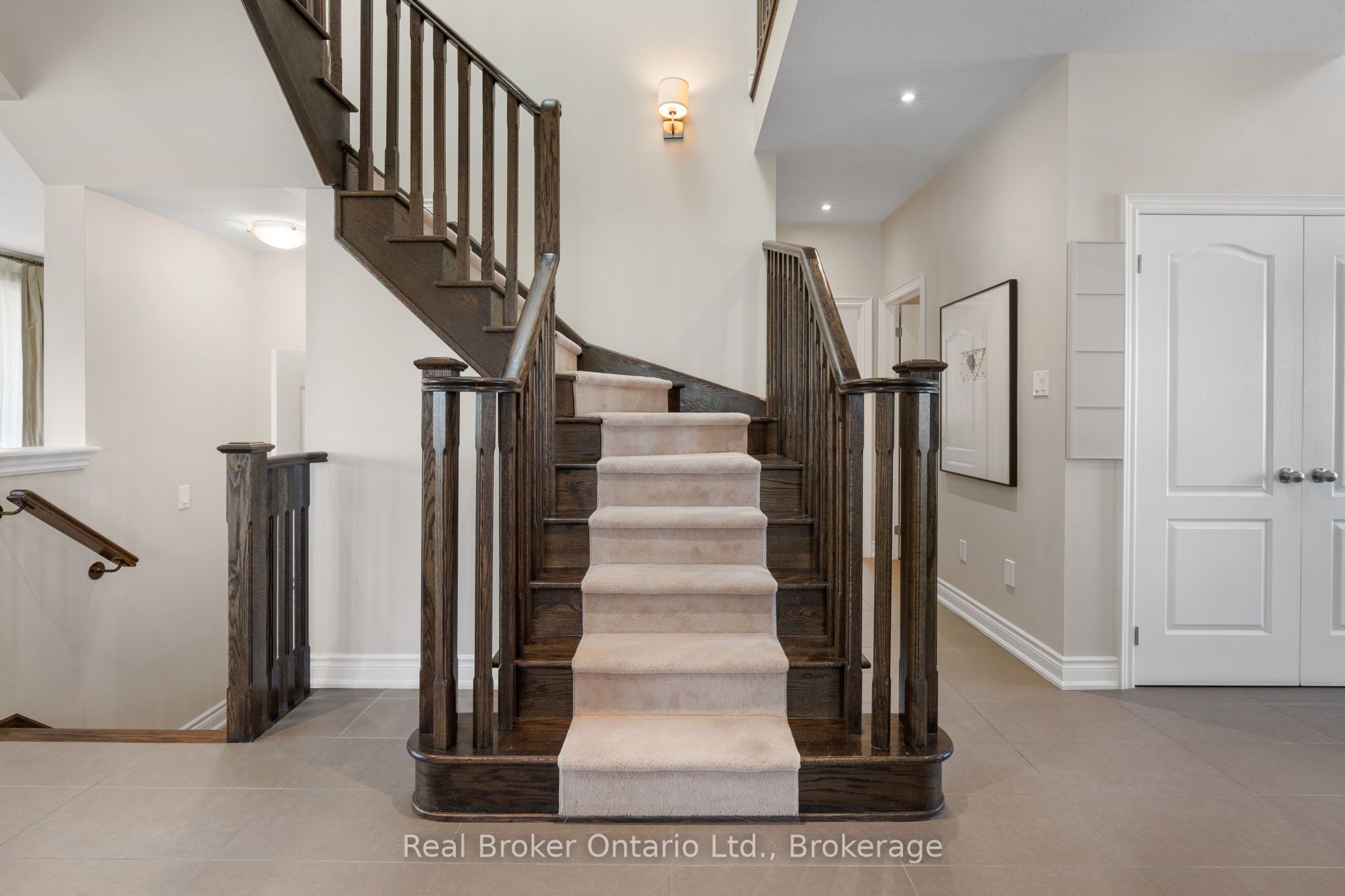 18 Venture Way Property Photo 11