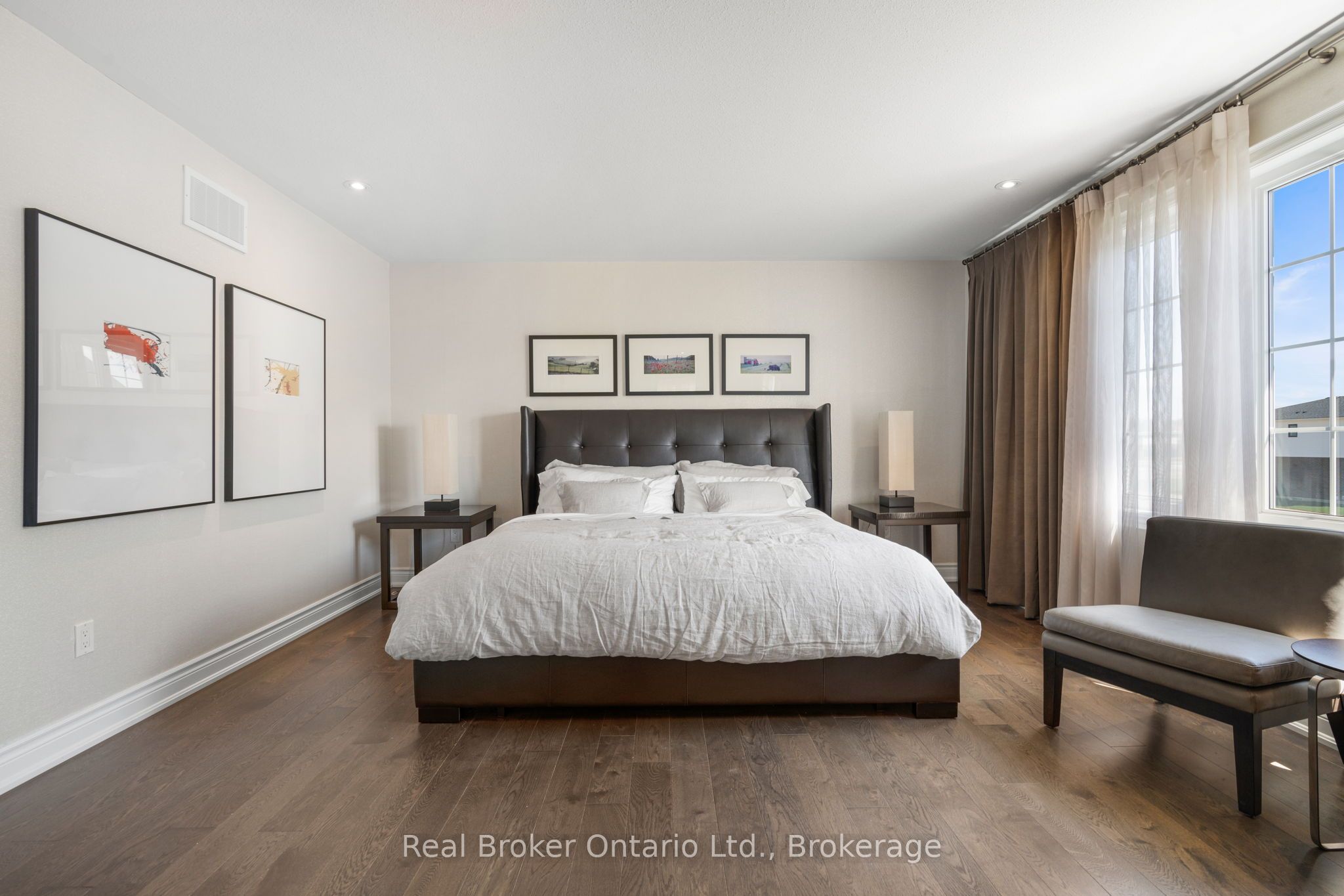 18 Venture Way Property Photo 12