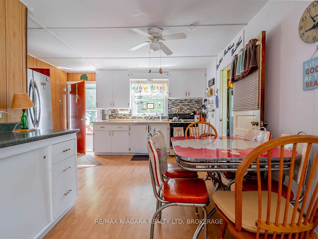 12661 Campbell Road Property Photo 15