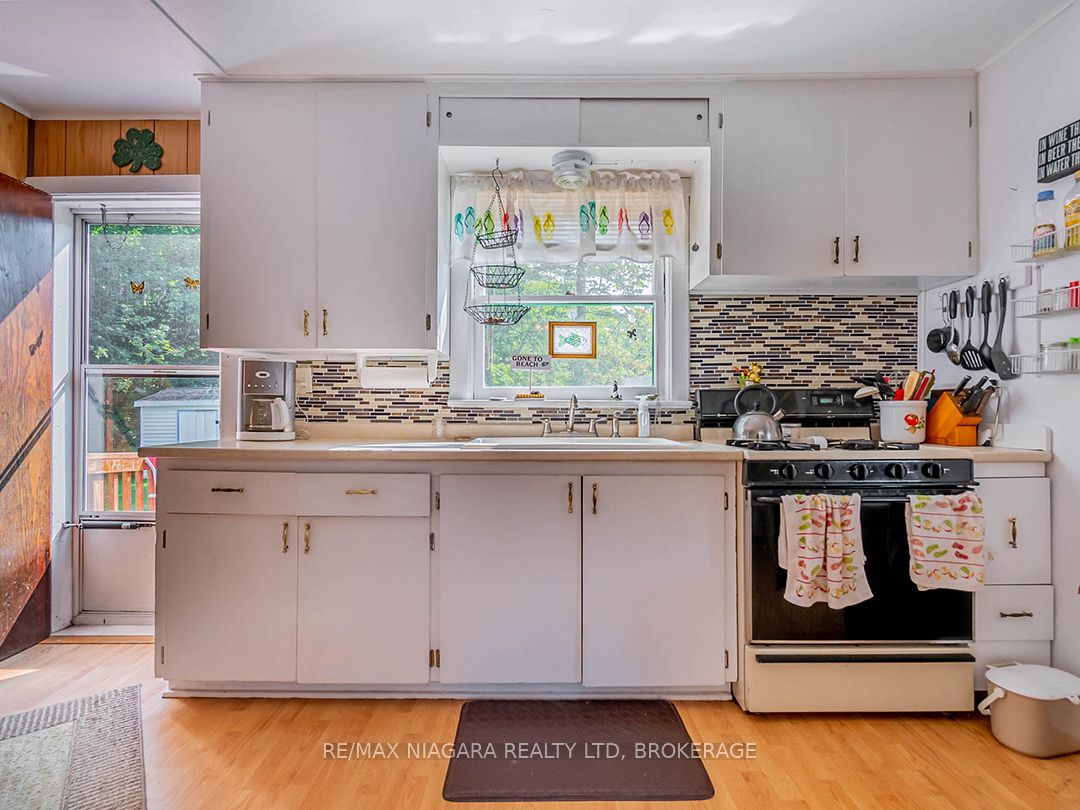 12661 Campbell Road Property Photo 17