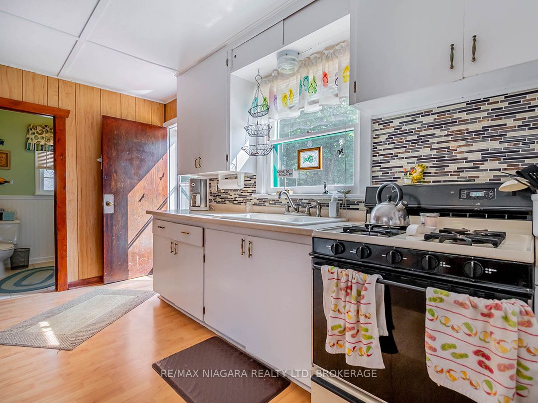 12661 Campbell Road Property Photo 18