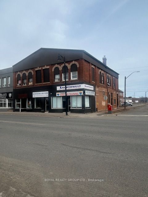 126 May Street N Property Photo 4
