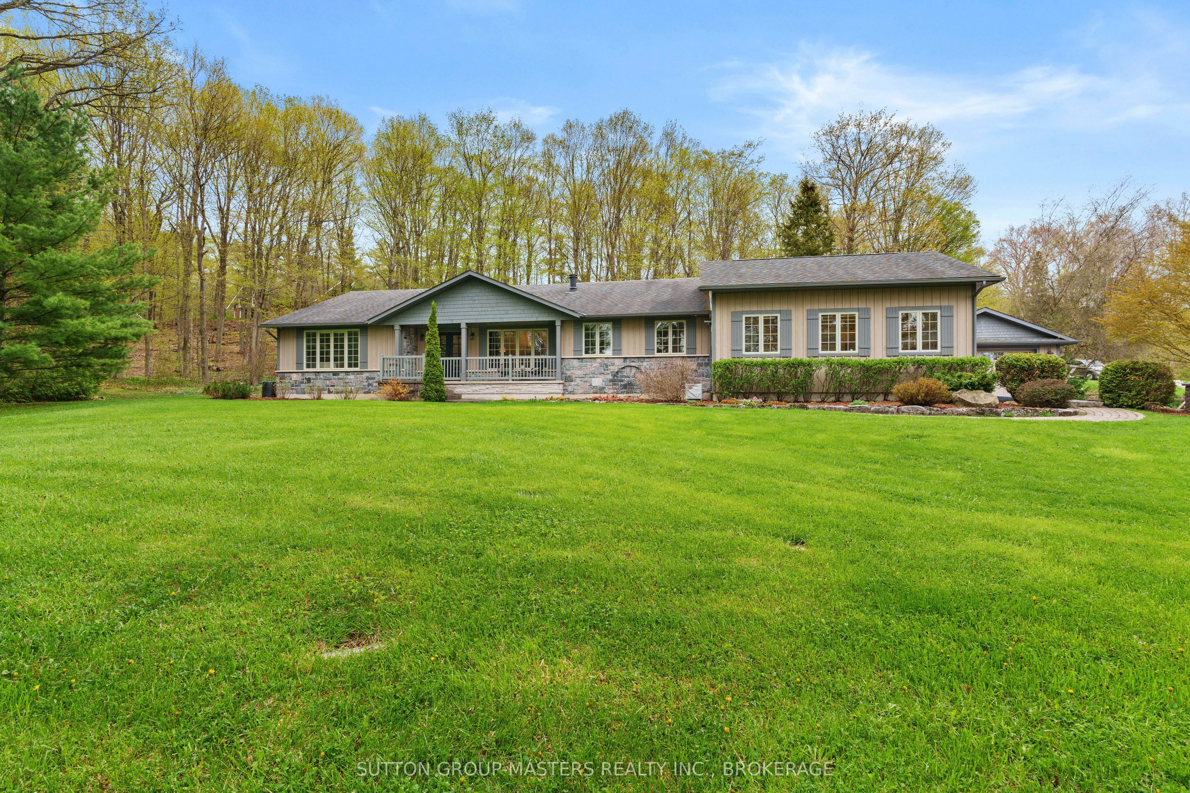 2280 Highland Heights Drive Property Photo 1