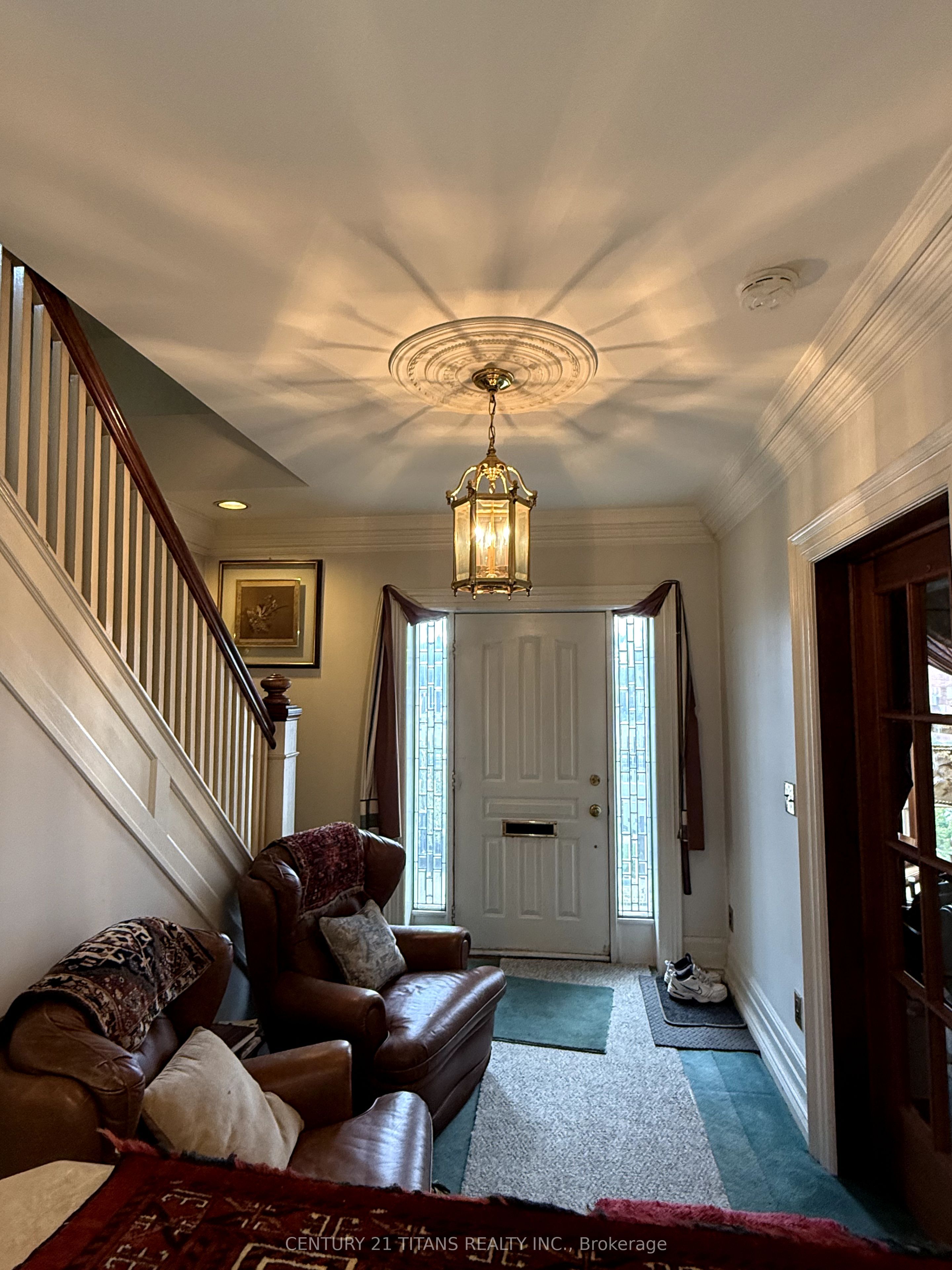 257 St Clair Street Property Photo
