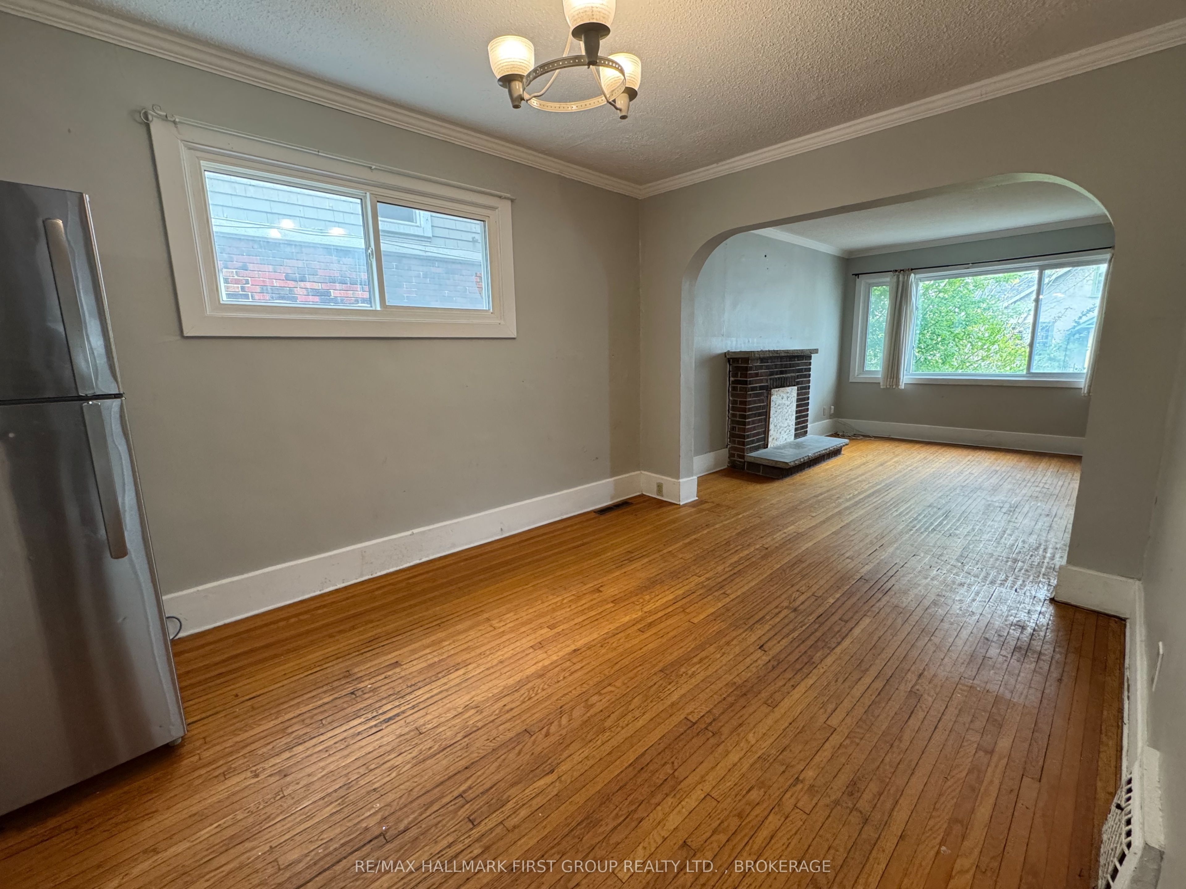 516 Victoria St Property Photo 5