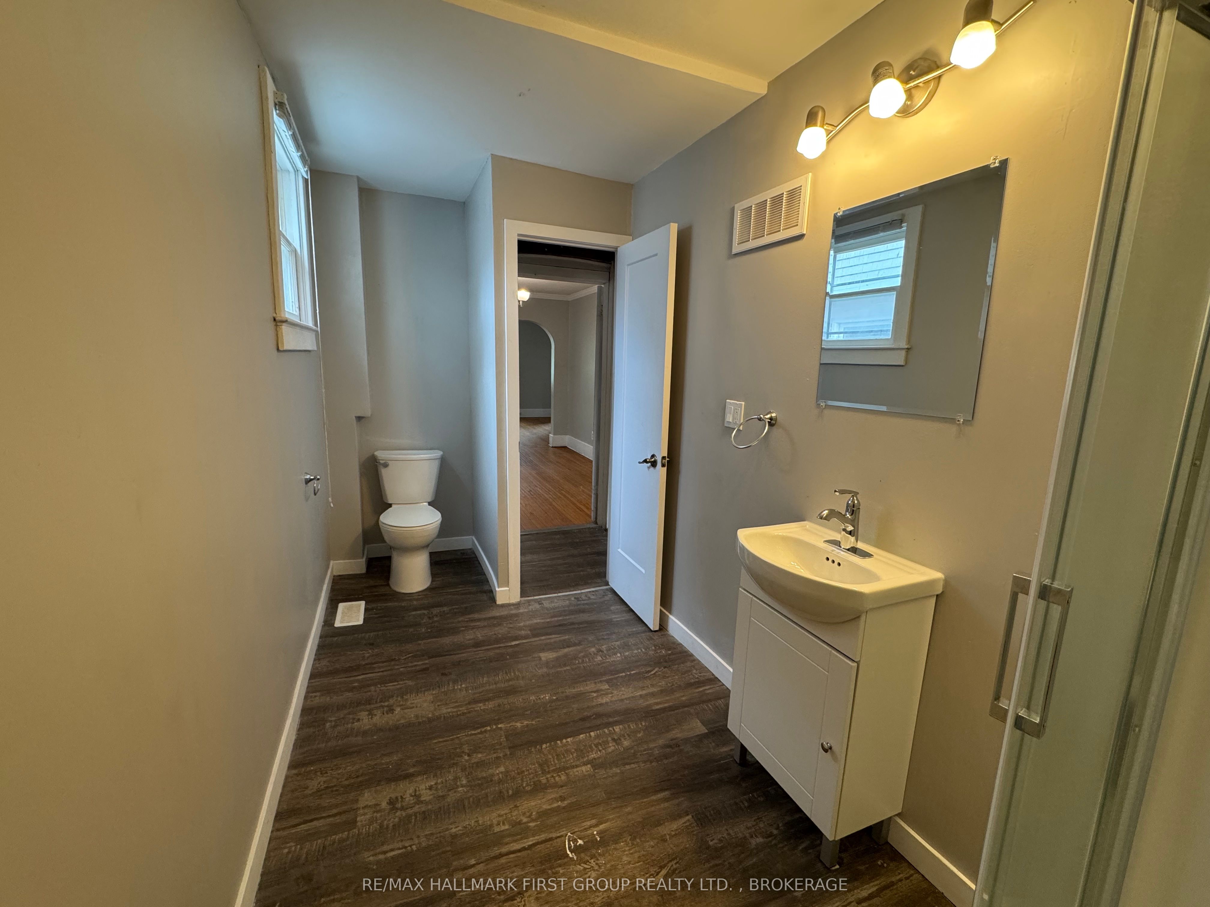 516 Victoria St Property Photo 13
