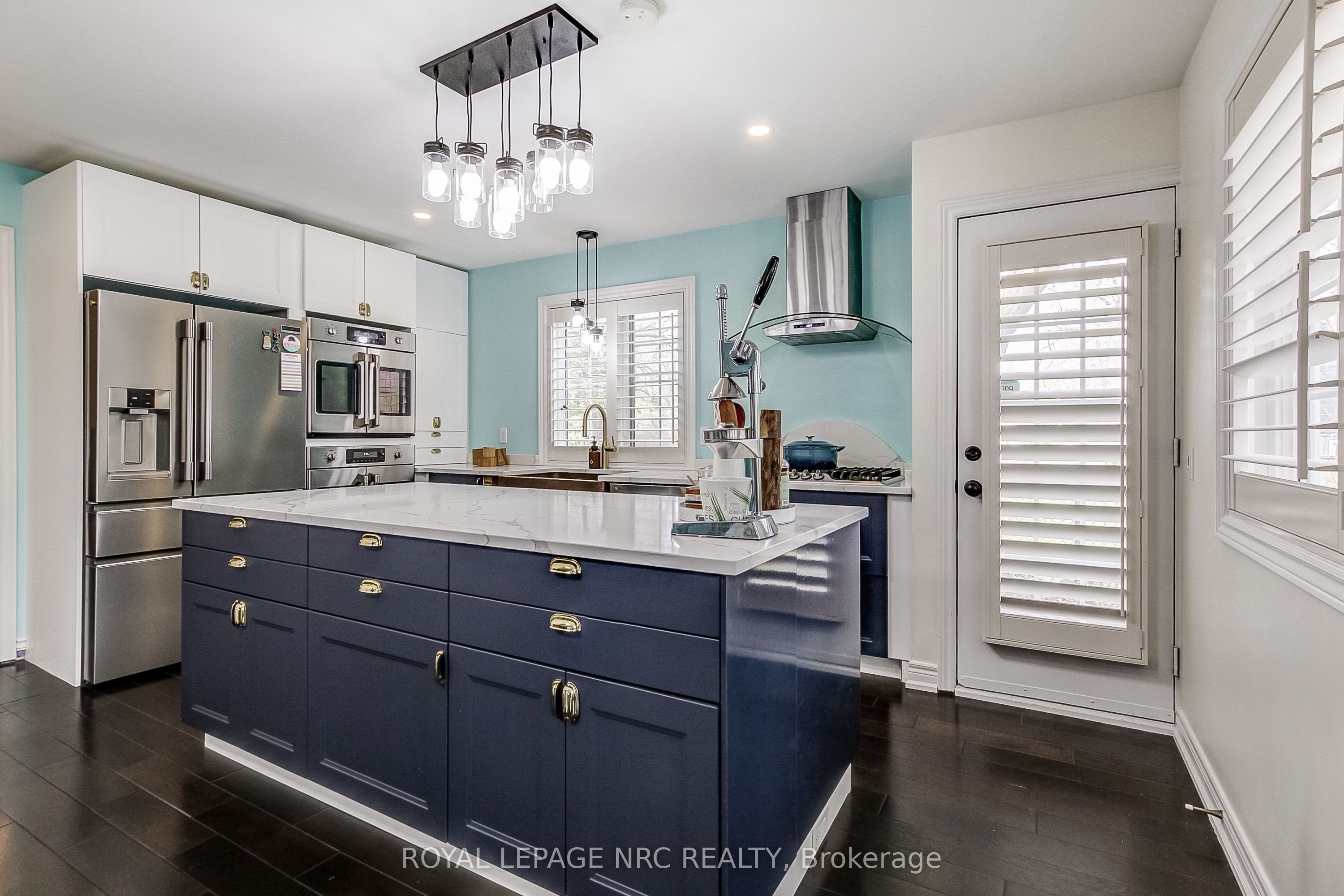 330 Gate Street Property Photo 8