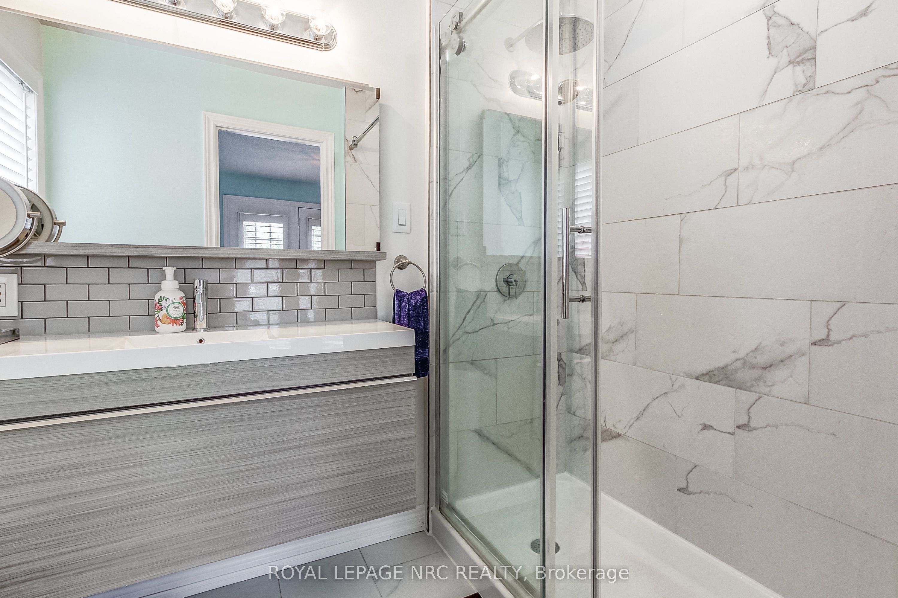 330 Gate Street Property Photo 22
