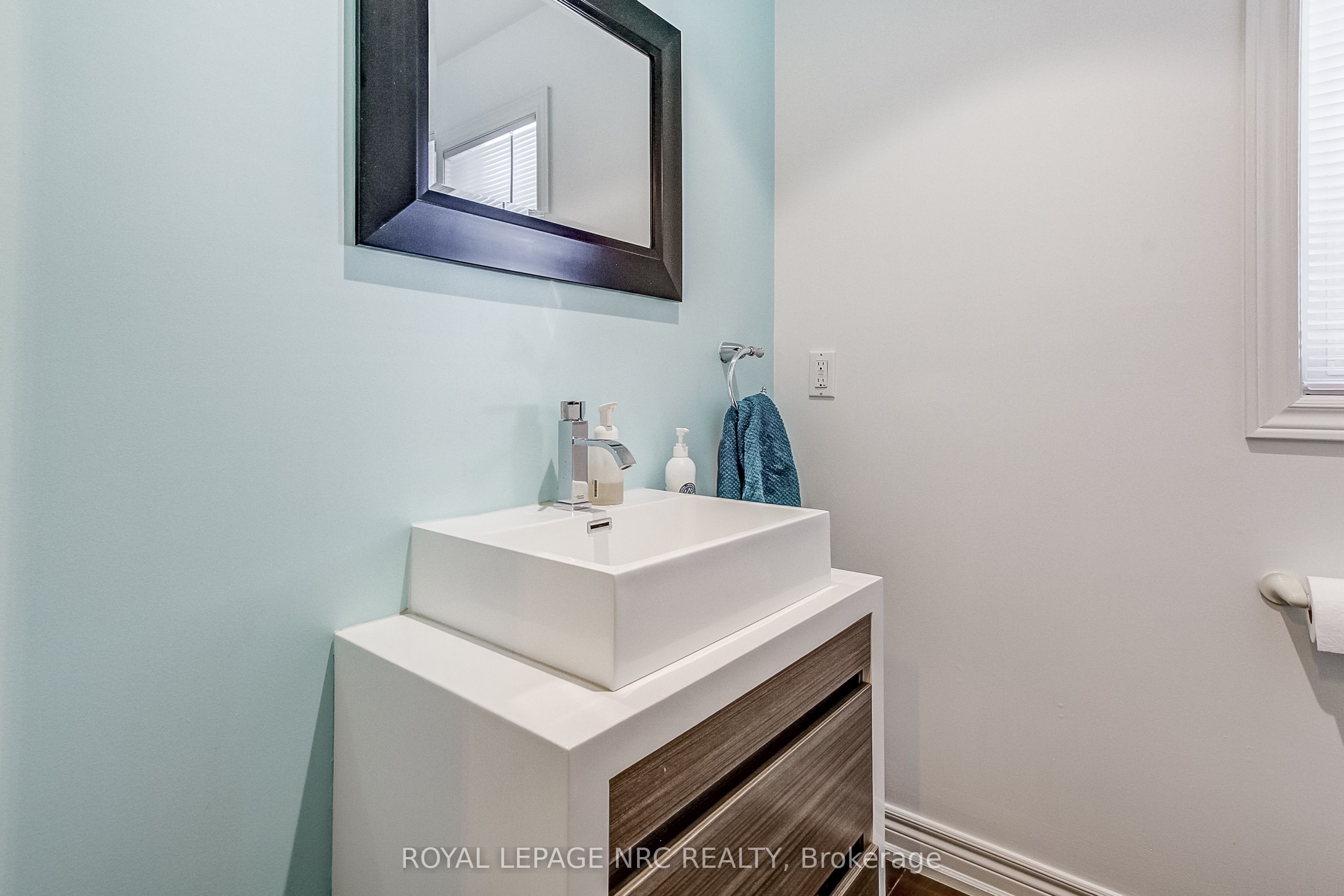 330 Gate Street Property Photo 24