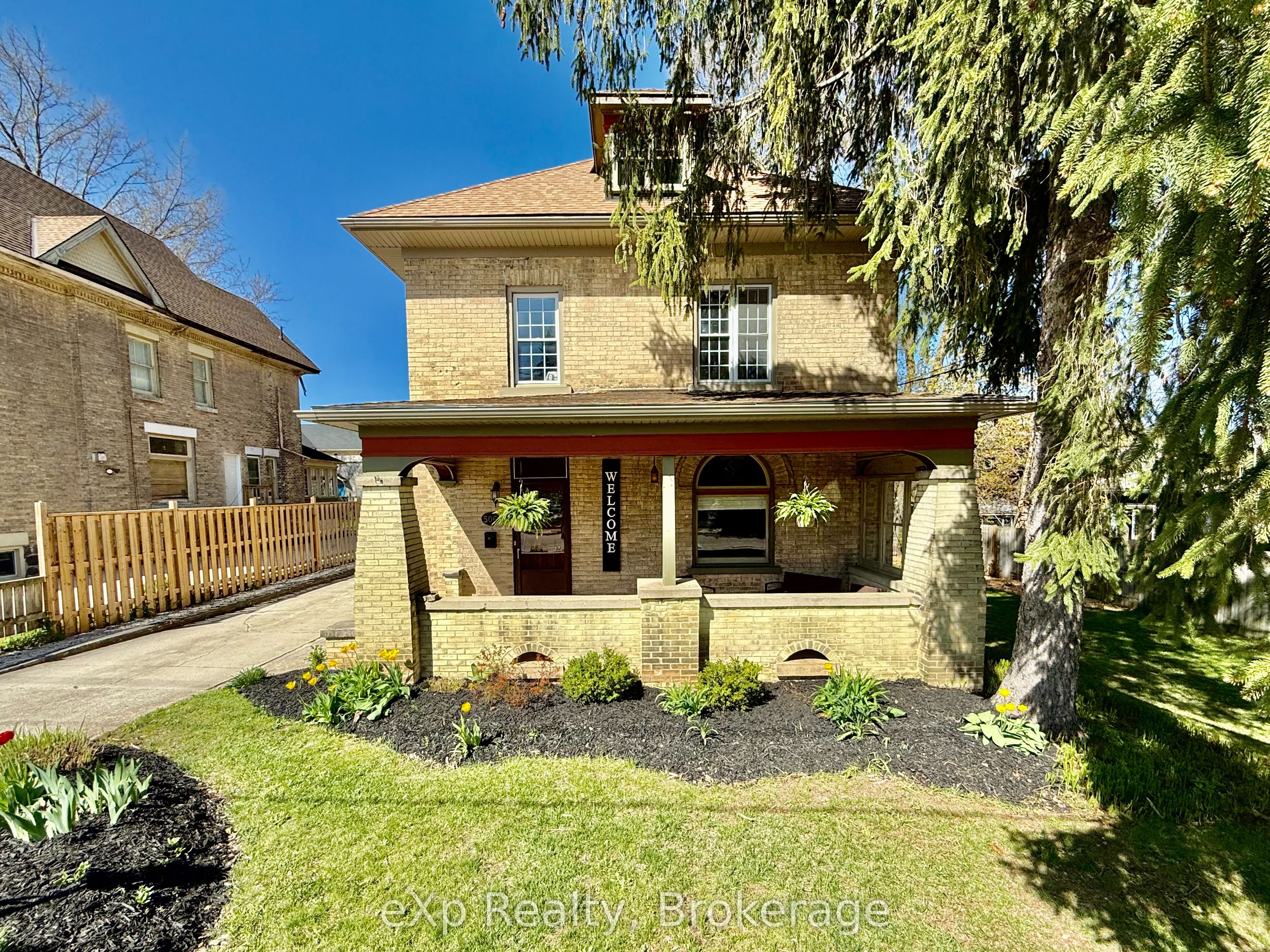 506 9th Avenue Property Photo 1