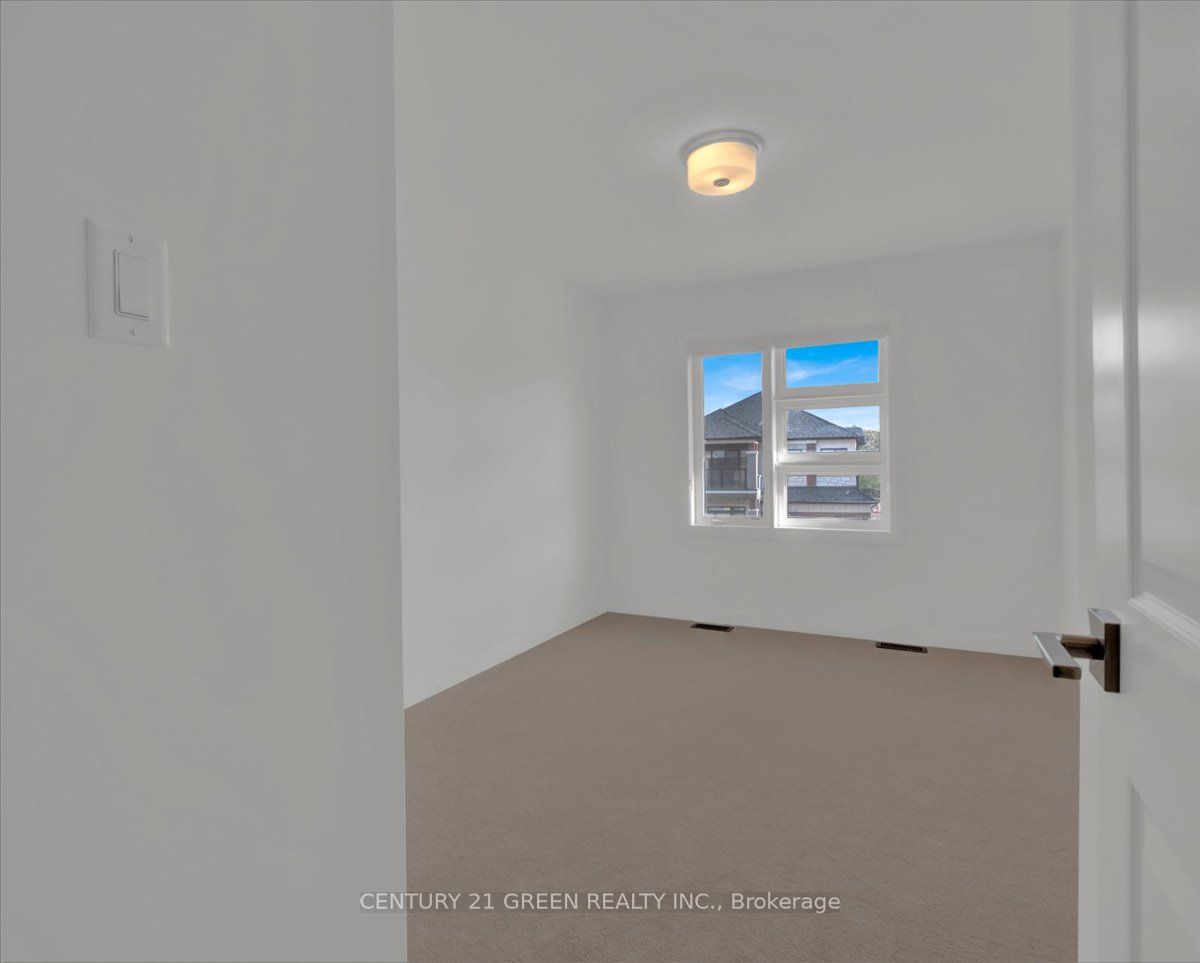 52 Mckernan Avenue Property Photo 18