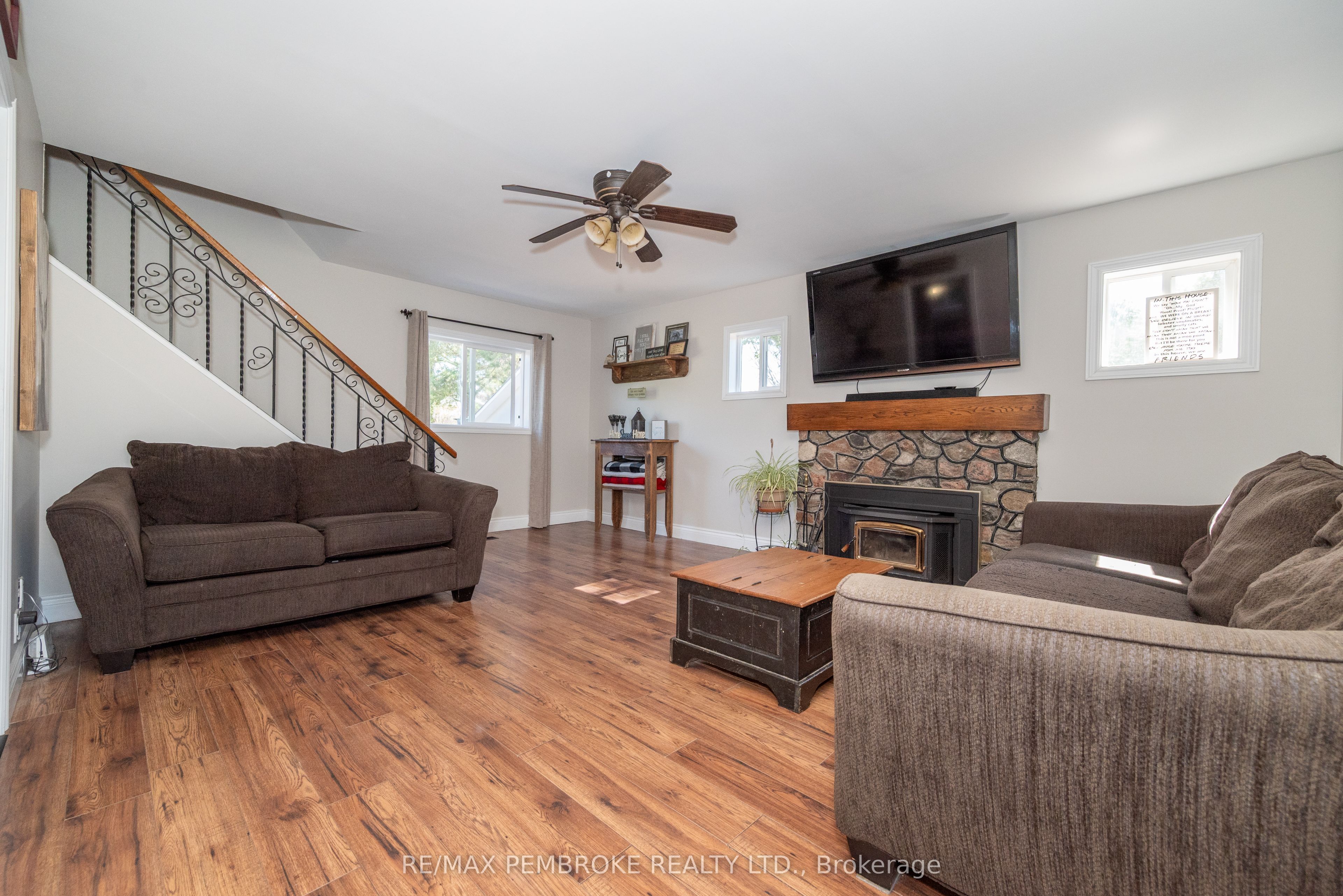 38512 Highway 41 Highway Property Photo 16