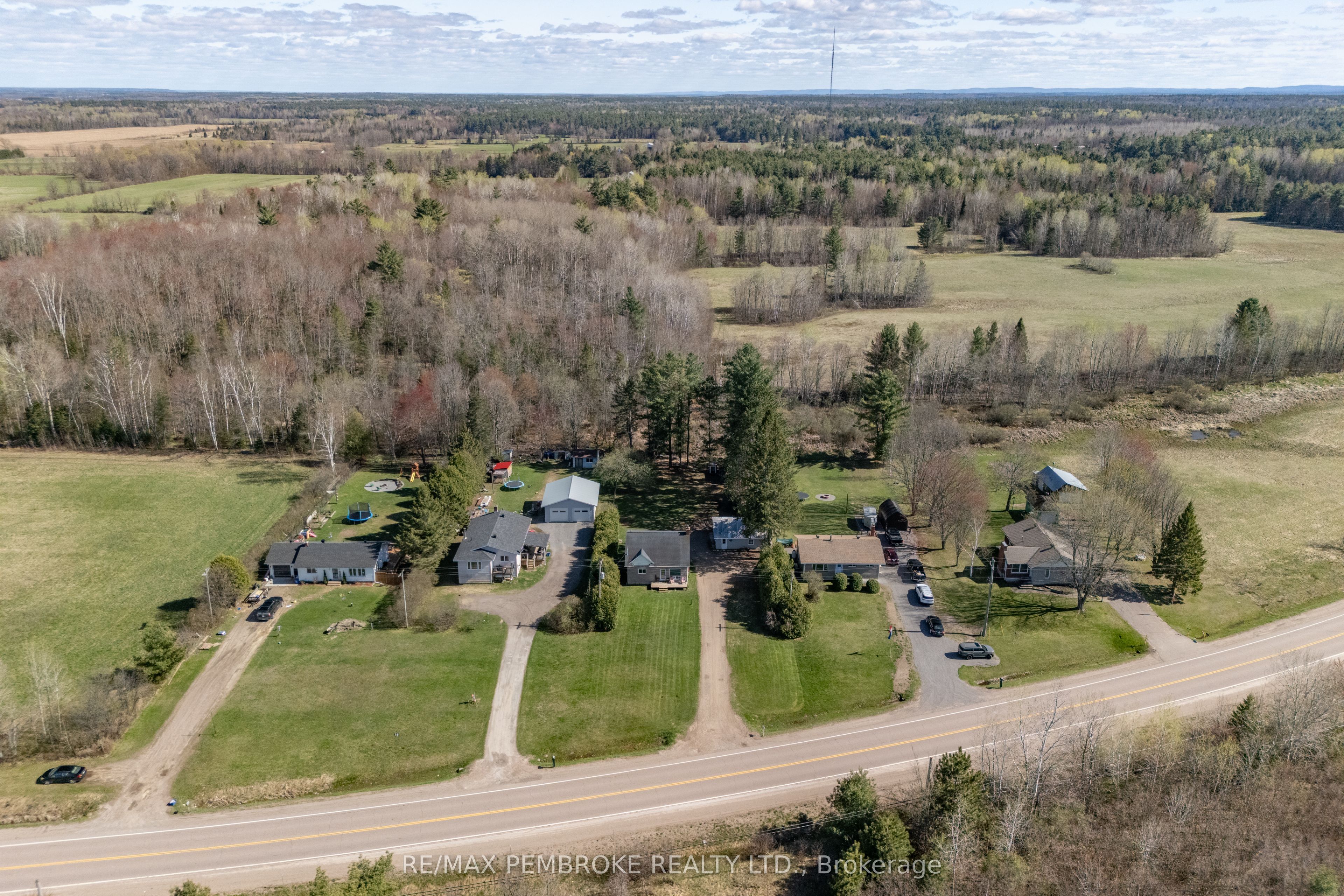 38512 Highway 41 Highway Property Photo 43