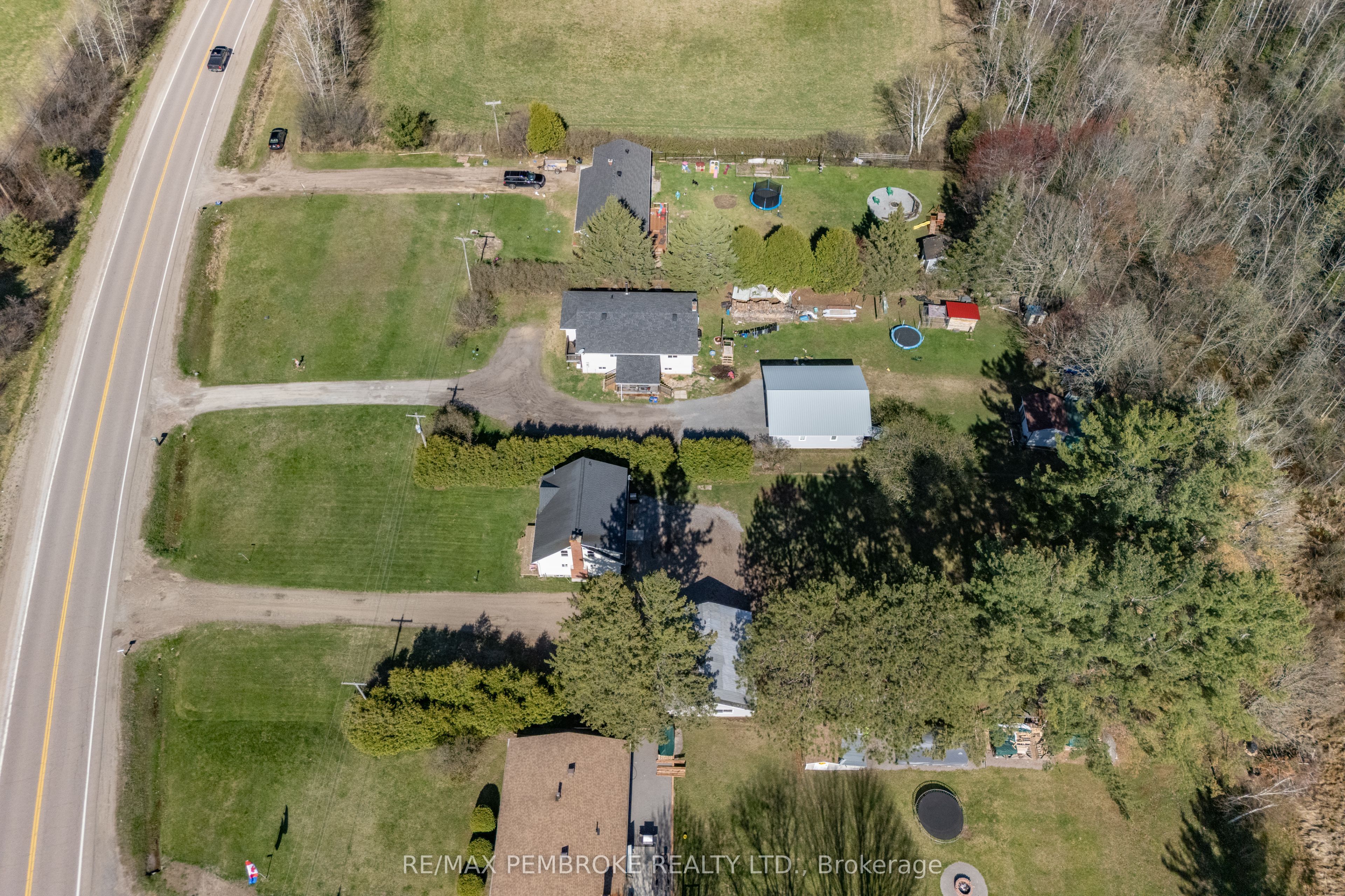 38512 Highway 41 Highway Property Photo 45