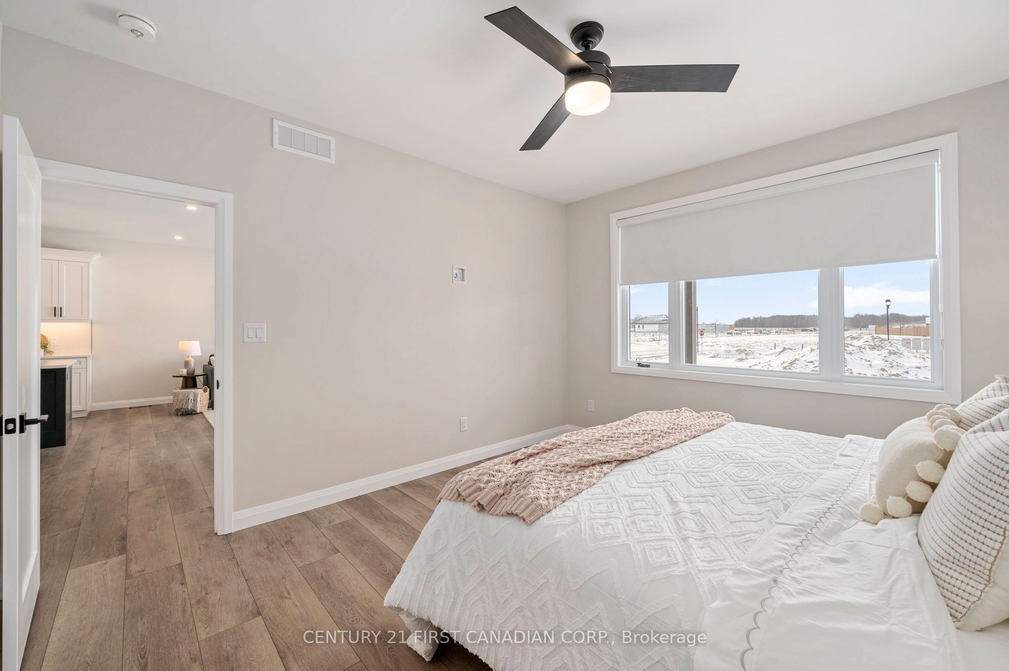 #5 - 32 Postma Crescent Property Photo 19