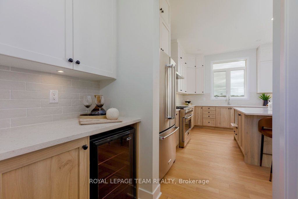 590 Anchor Circle Property Photo 15