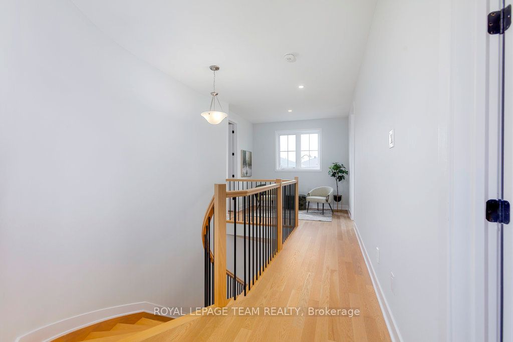 590 Anchor Circle Property Photo 25