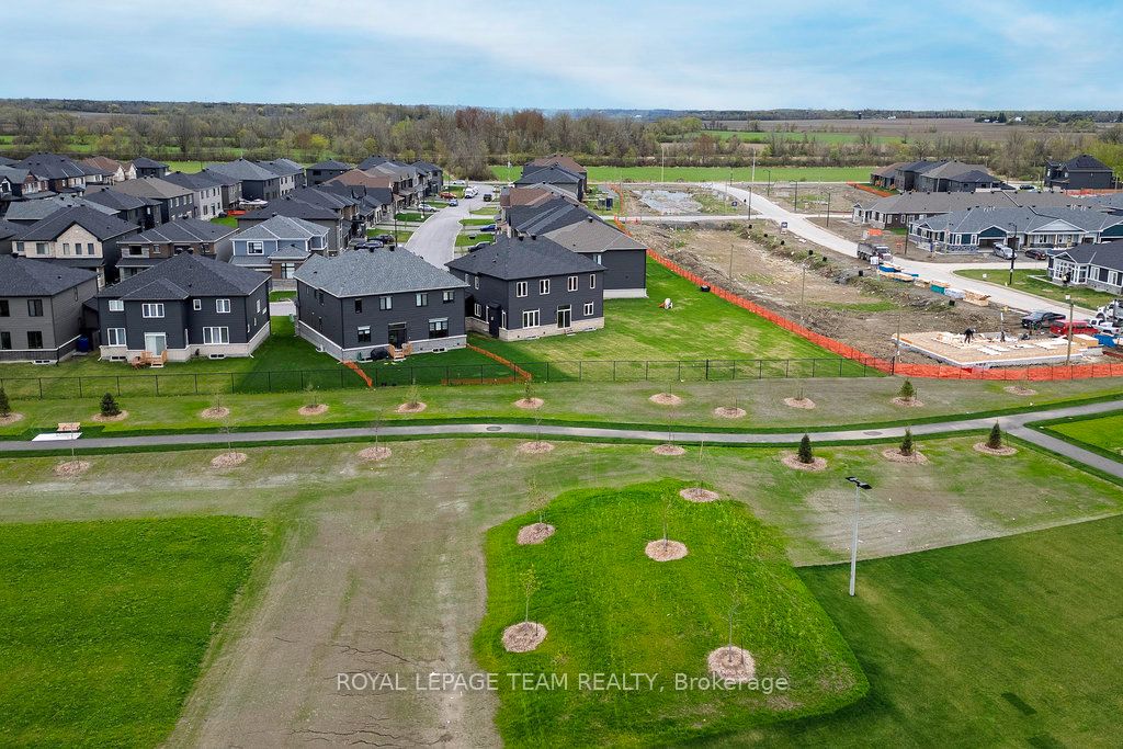590 Anchor Circle Property Photo 41