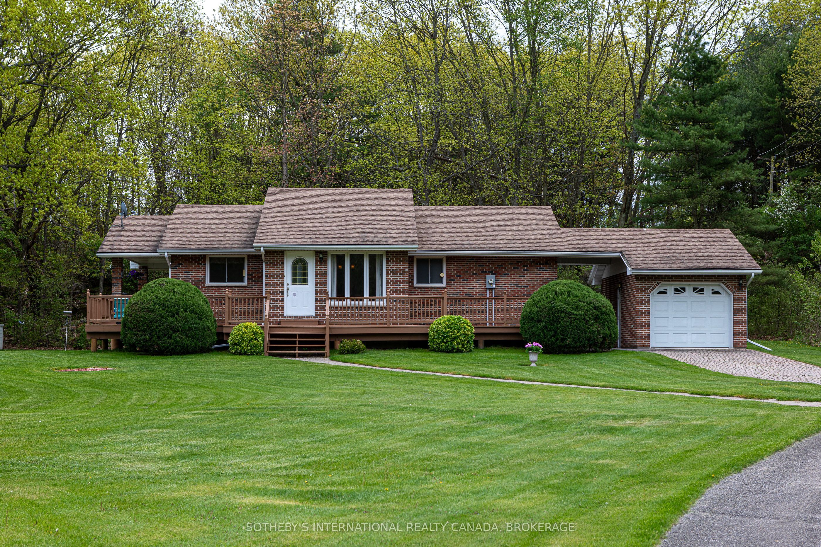 5 Narrows Lane Road Property Photo 1