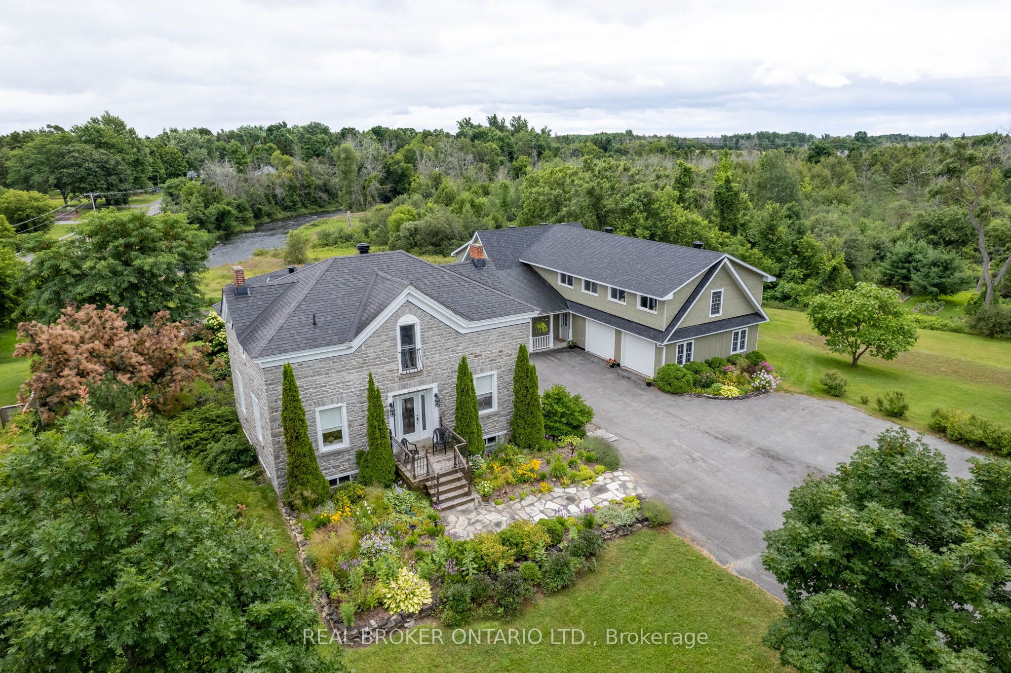 2486 County Rd 18 Property Photo