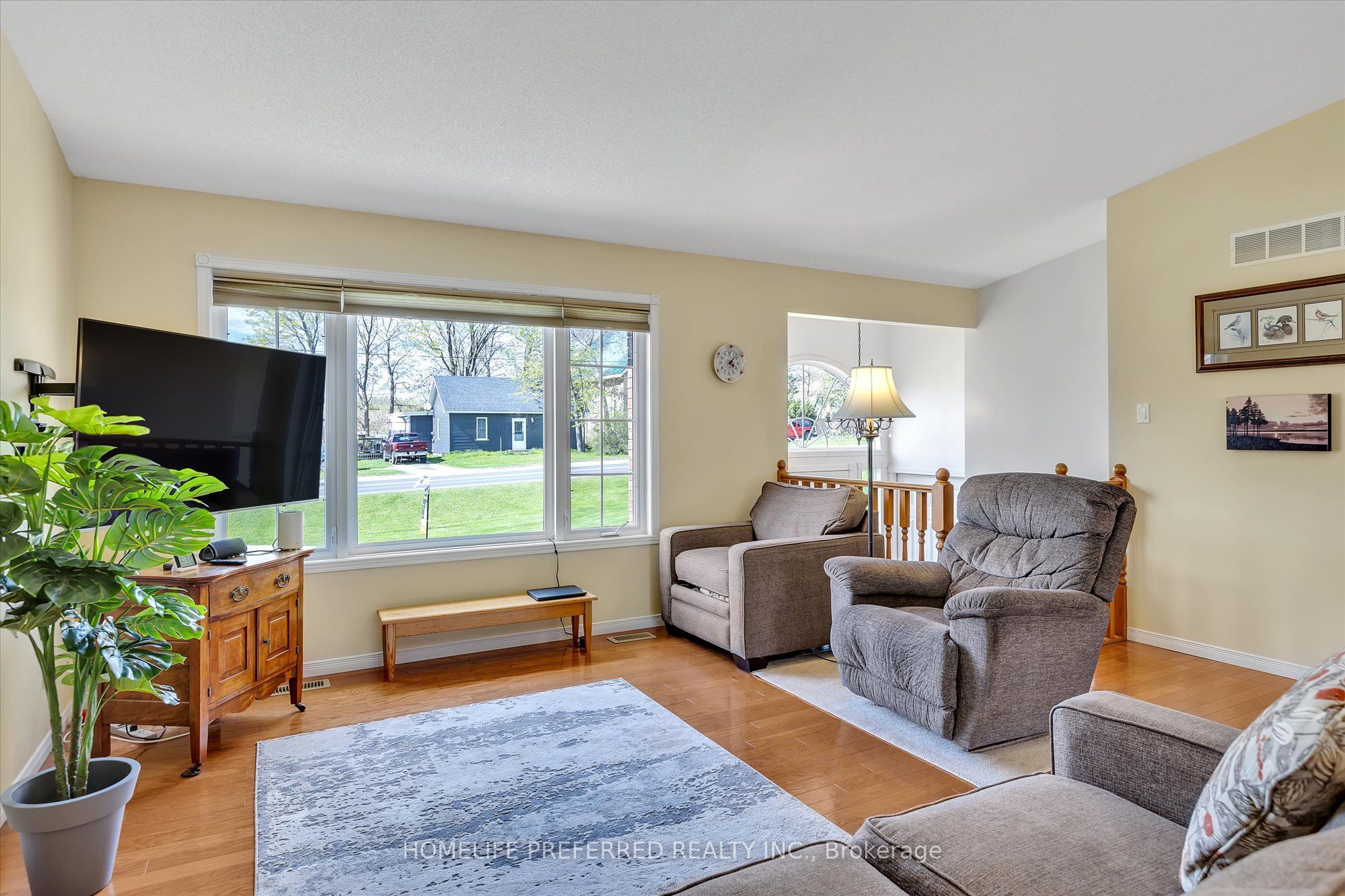 2445 Workman Street Property Photo 10