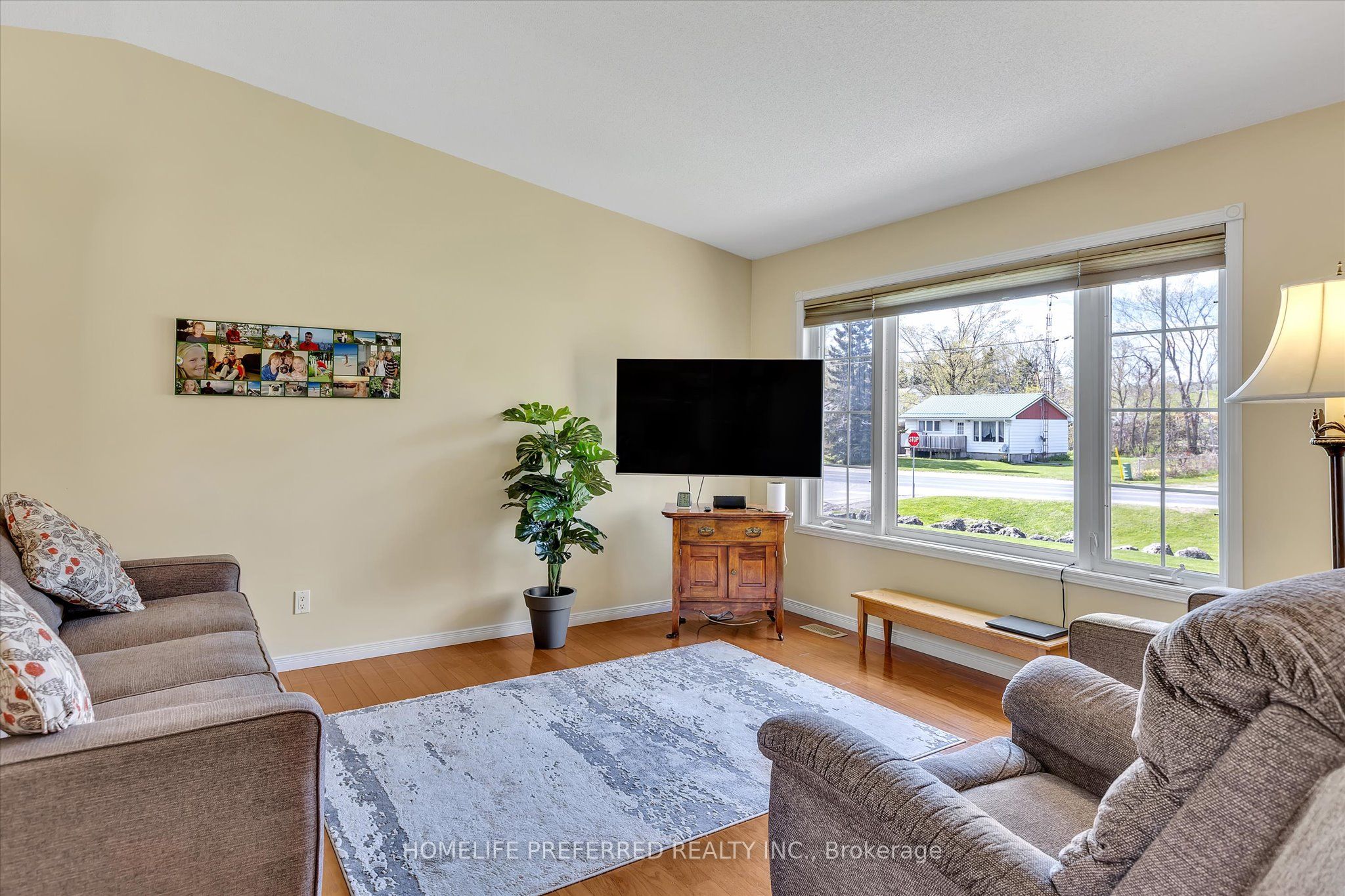 2445 Workman Street Property Photo 11