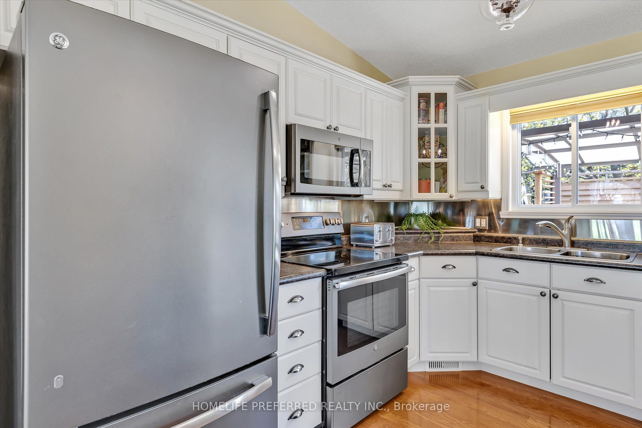 2445 Workman Street Property Photo 16