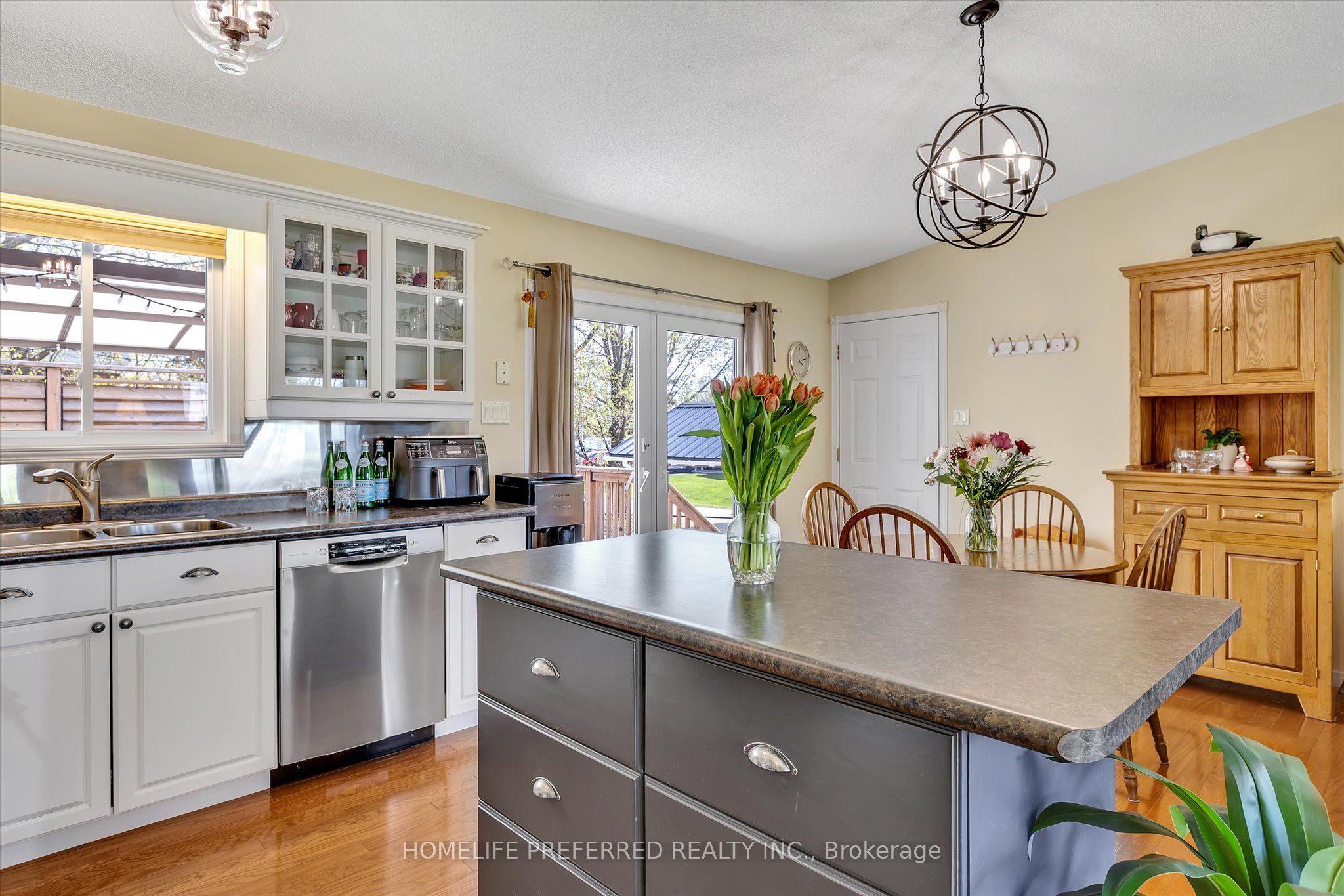 2445 Workman Street Property Photo 17