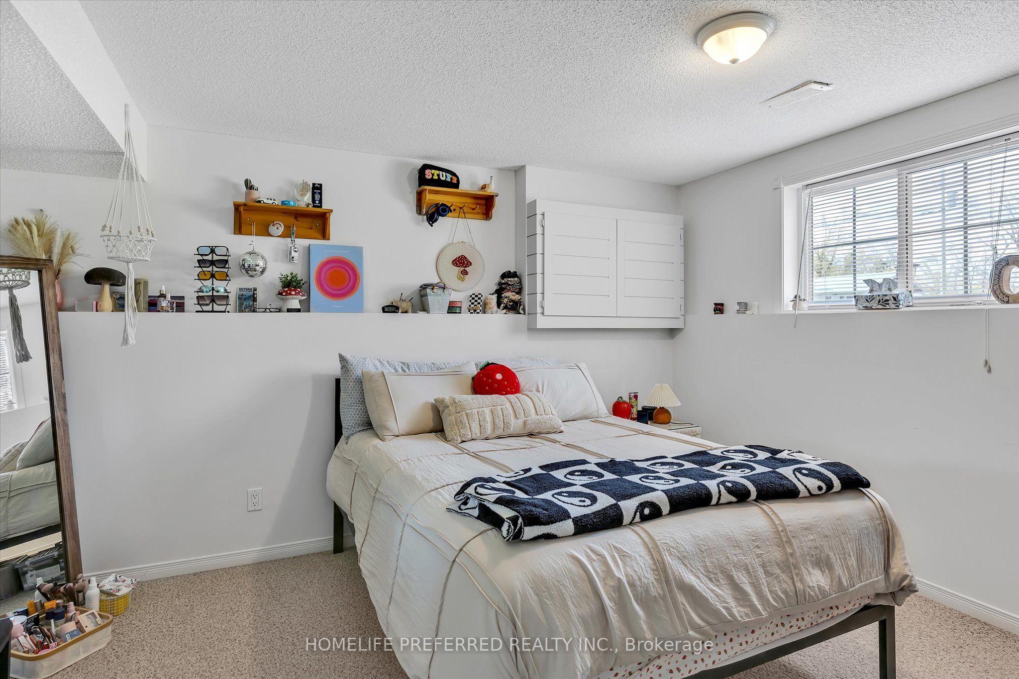 2445 Workman Street Property Photo 31