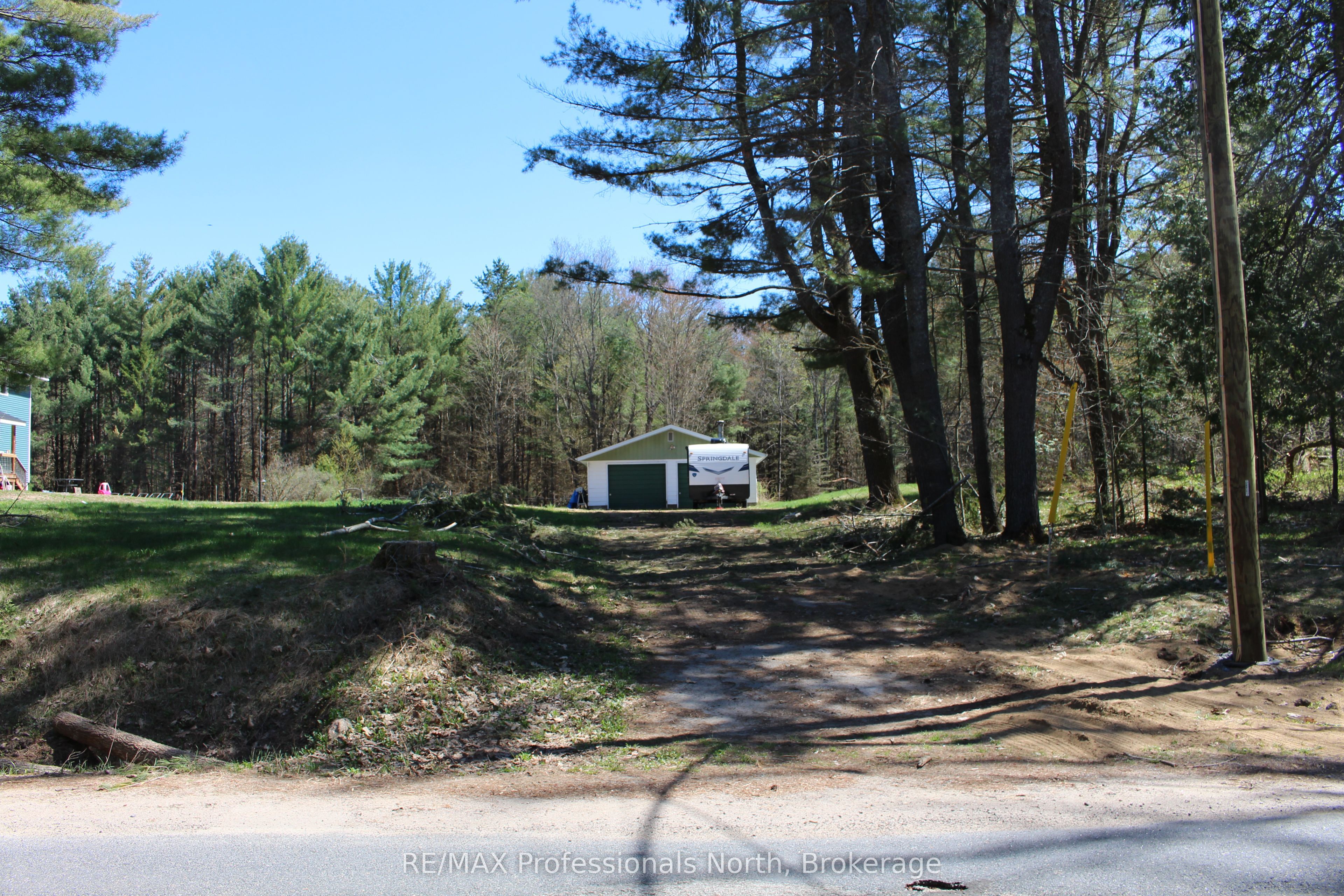 1322 Kashagawigamog Lake Road Property Photo