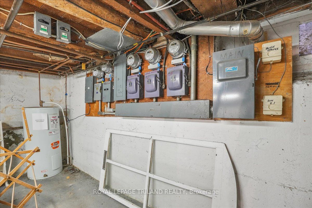 85 Kent Street N Property Photo 21