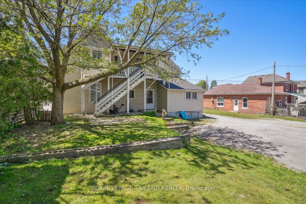 85 Kent Street N Property Photo 22