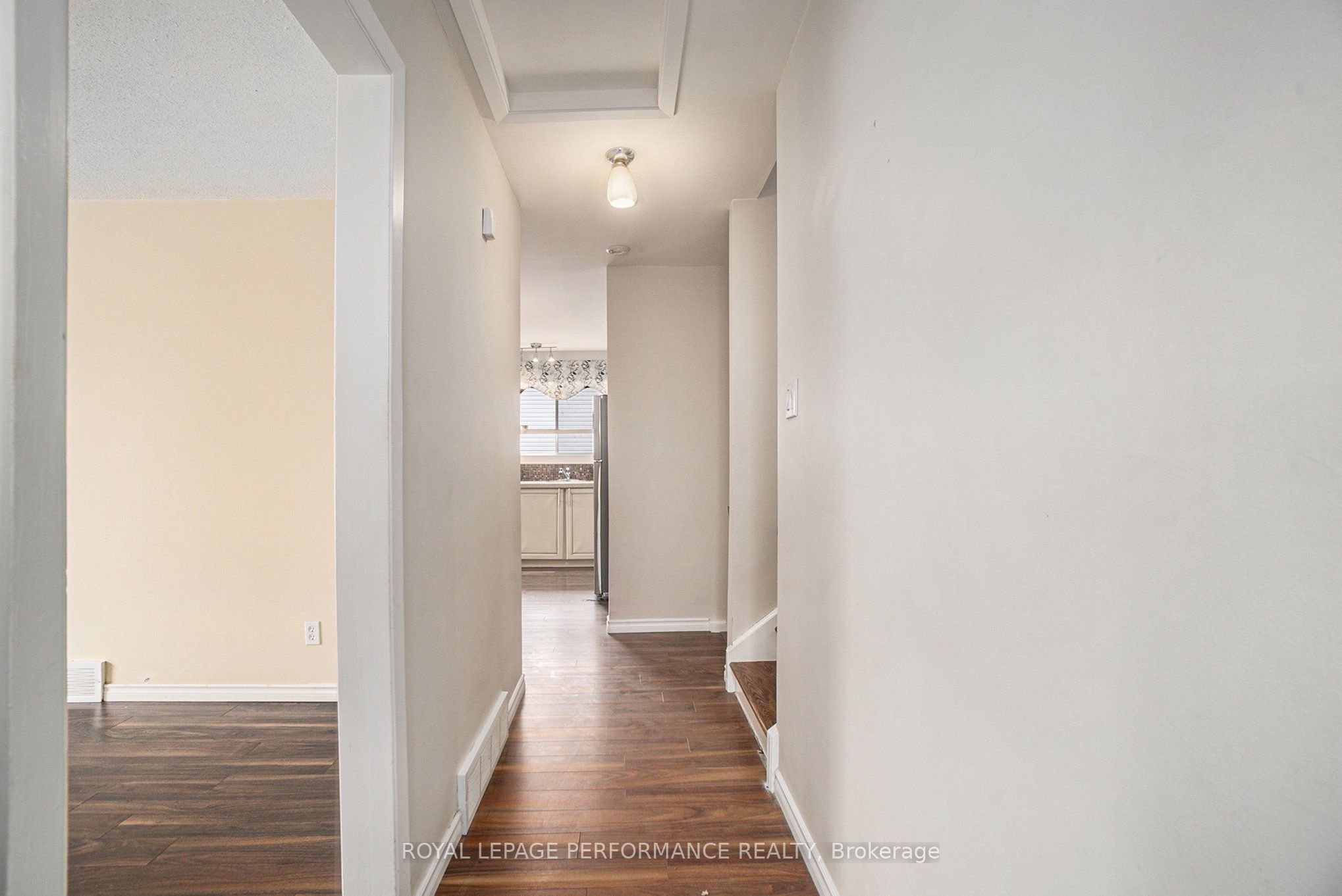 770 Eastvale Drive Property Photo 7