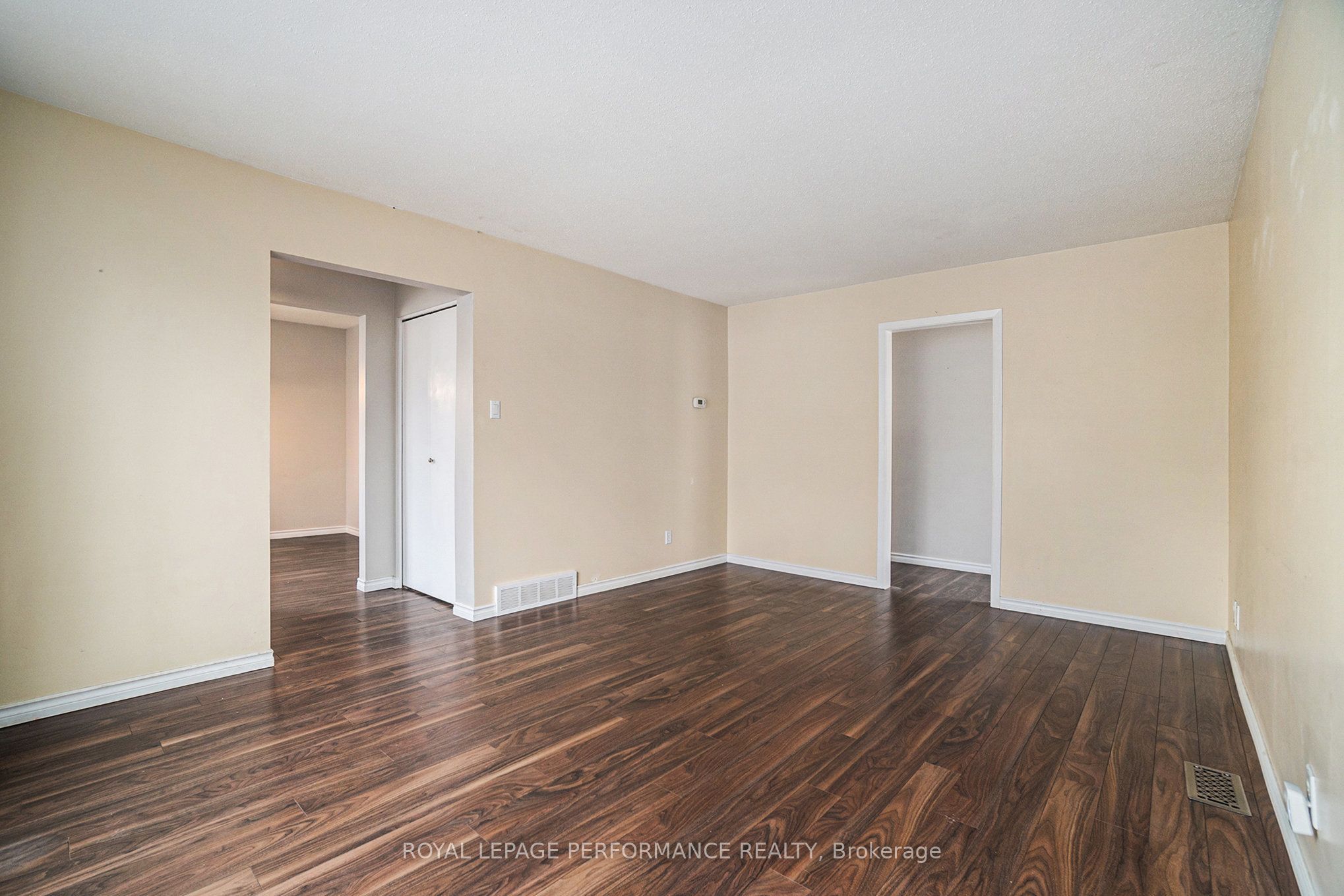 770 Eastvale Drive Property Photo 8