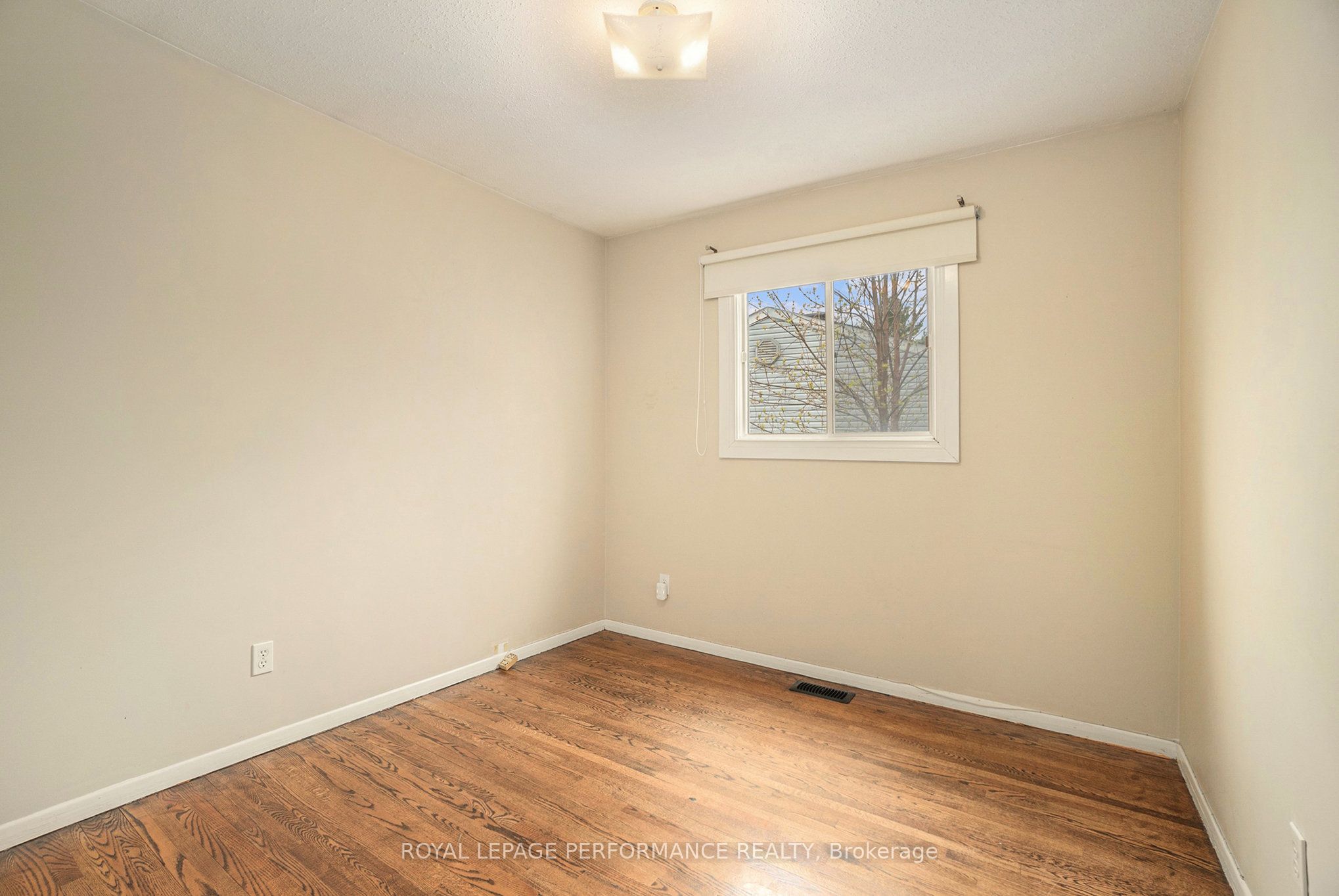 770 Eastvale Drive Property Photo 13