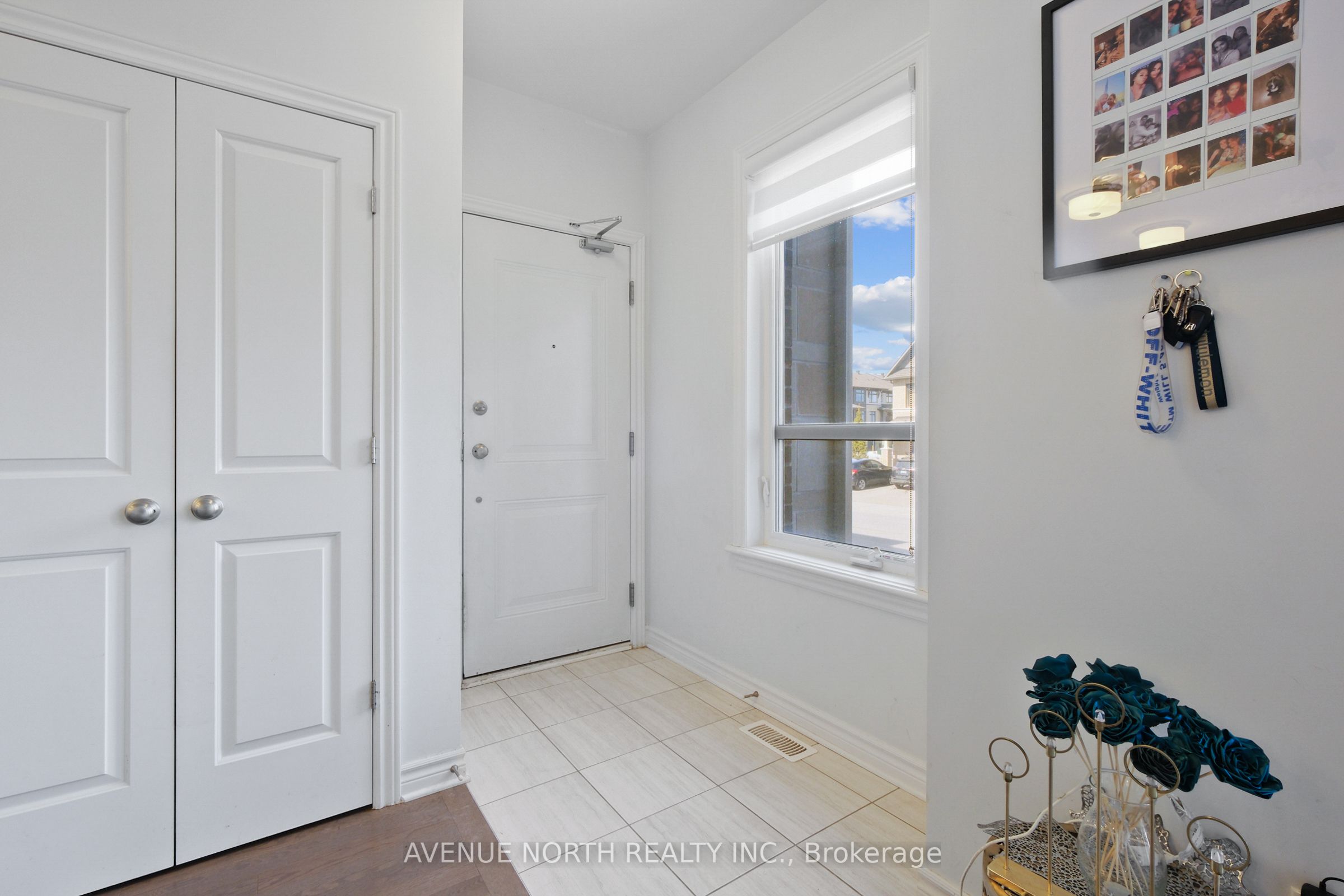365 Axis Way Property Photo 7