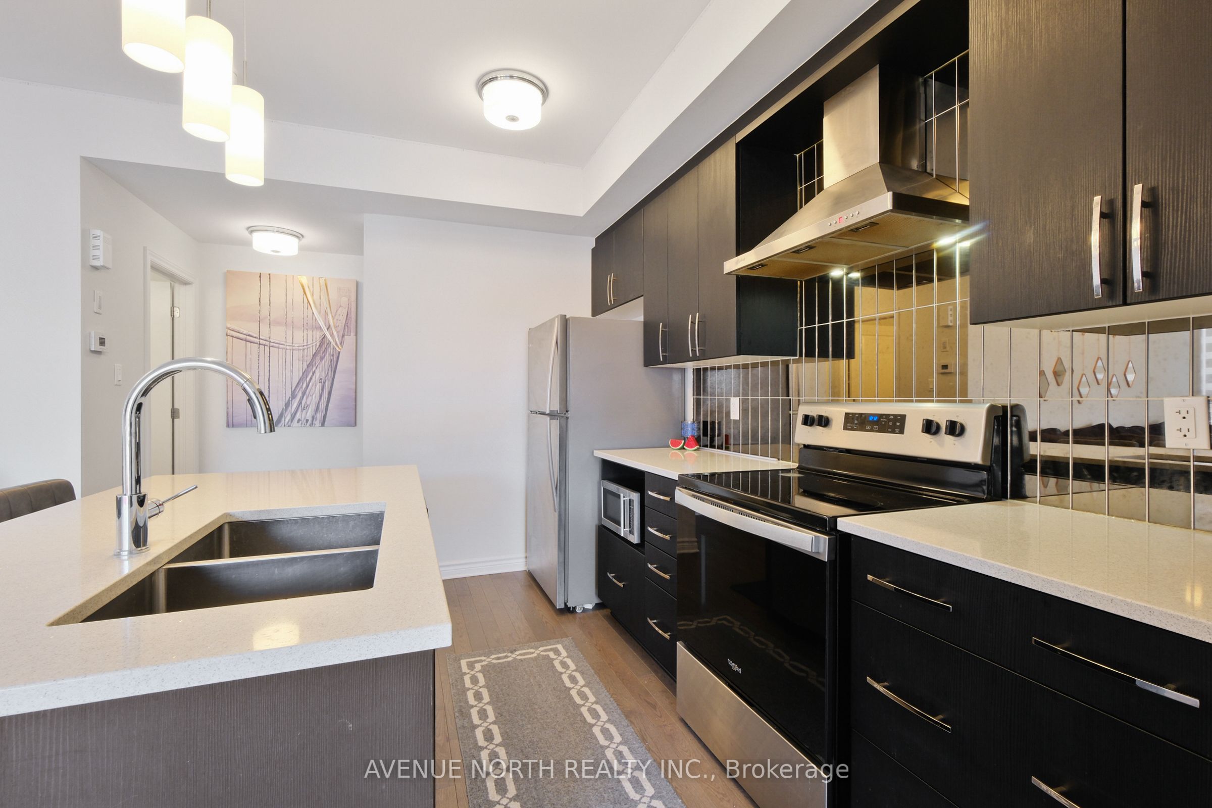 365 Axis Way Property Photo 16