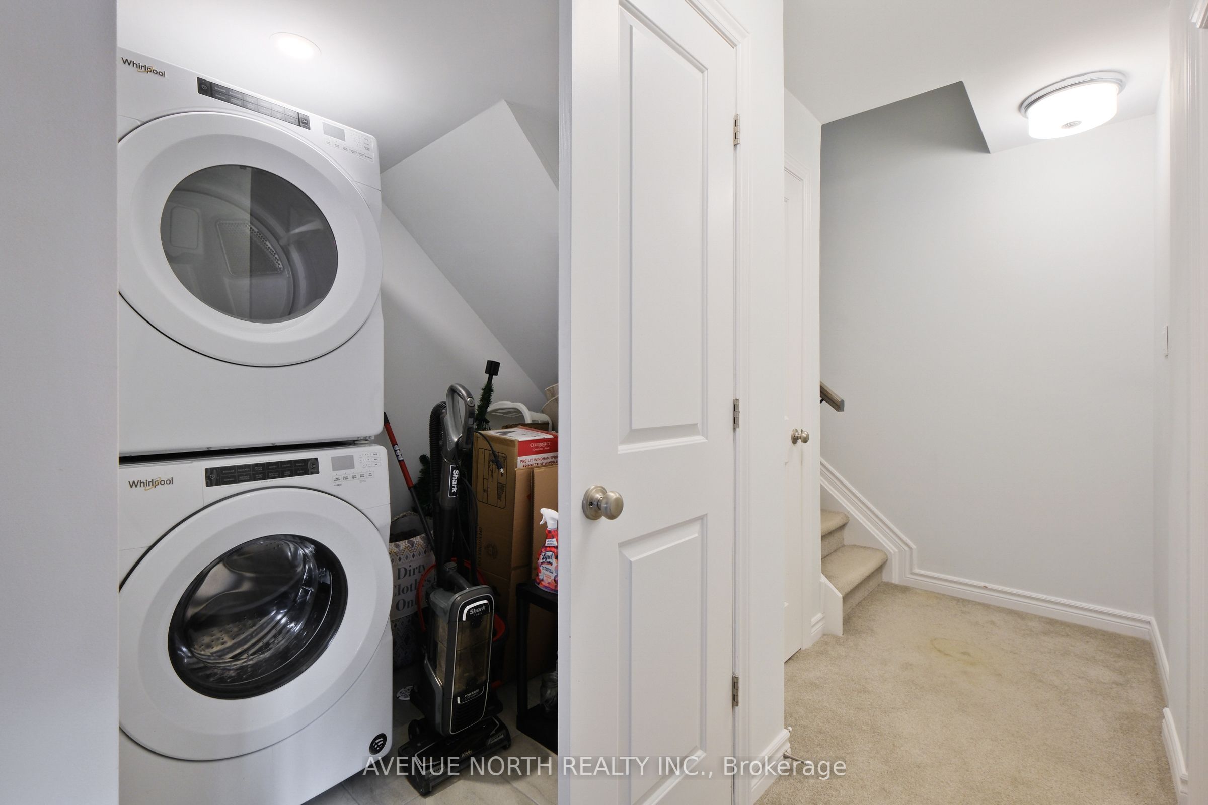 365 Axis Way Property Photo 30
