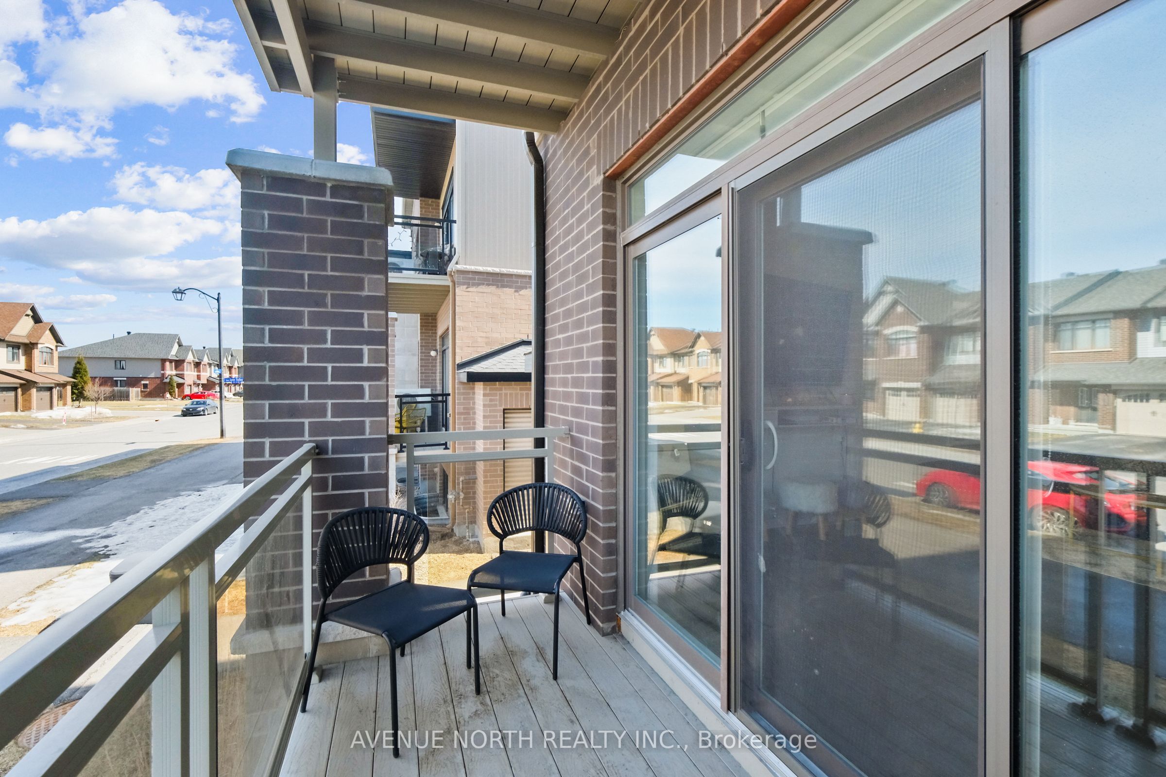 365 Axis Way Property Photo 33