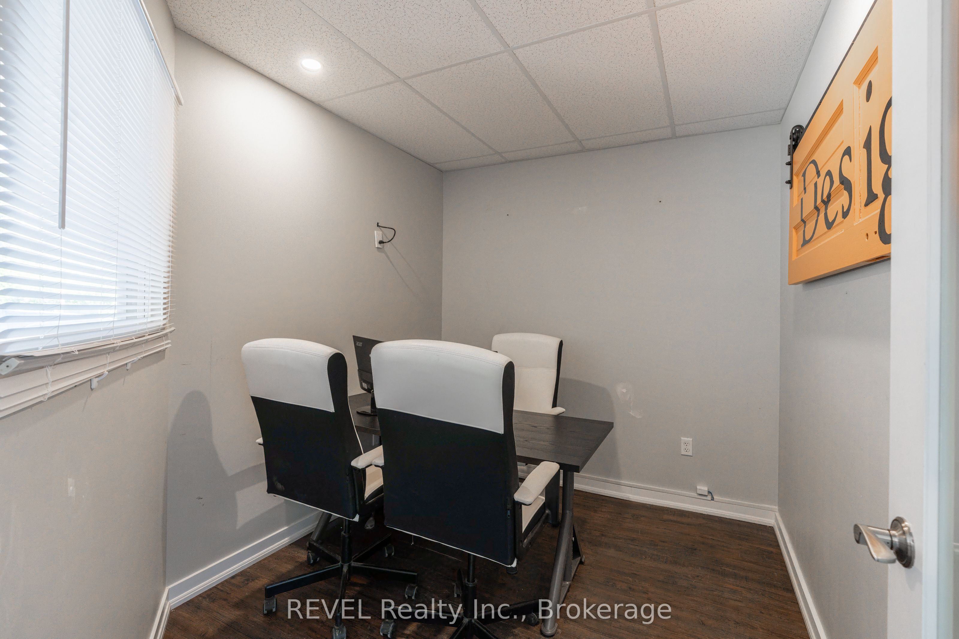 782 Canboro Road Property Photo 9